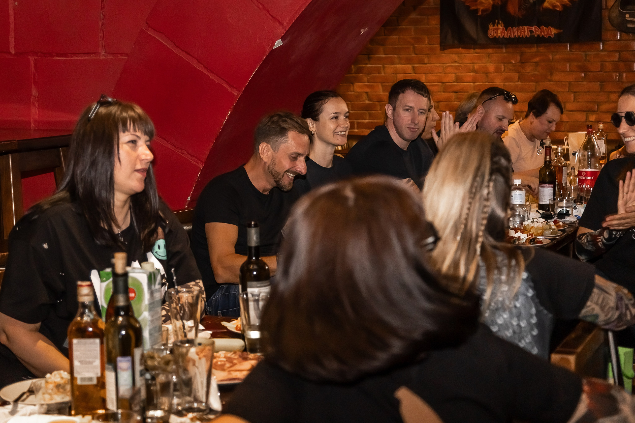 День Рождения Алексея в баре «Белая Лошадь». Фотограф в Волгограде Норченко Светлана