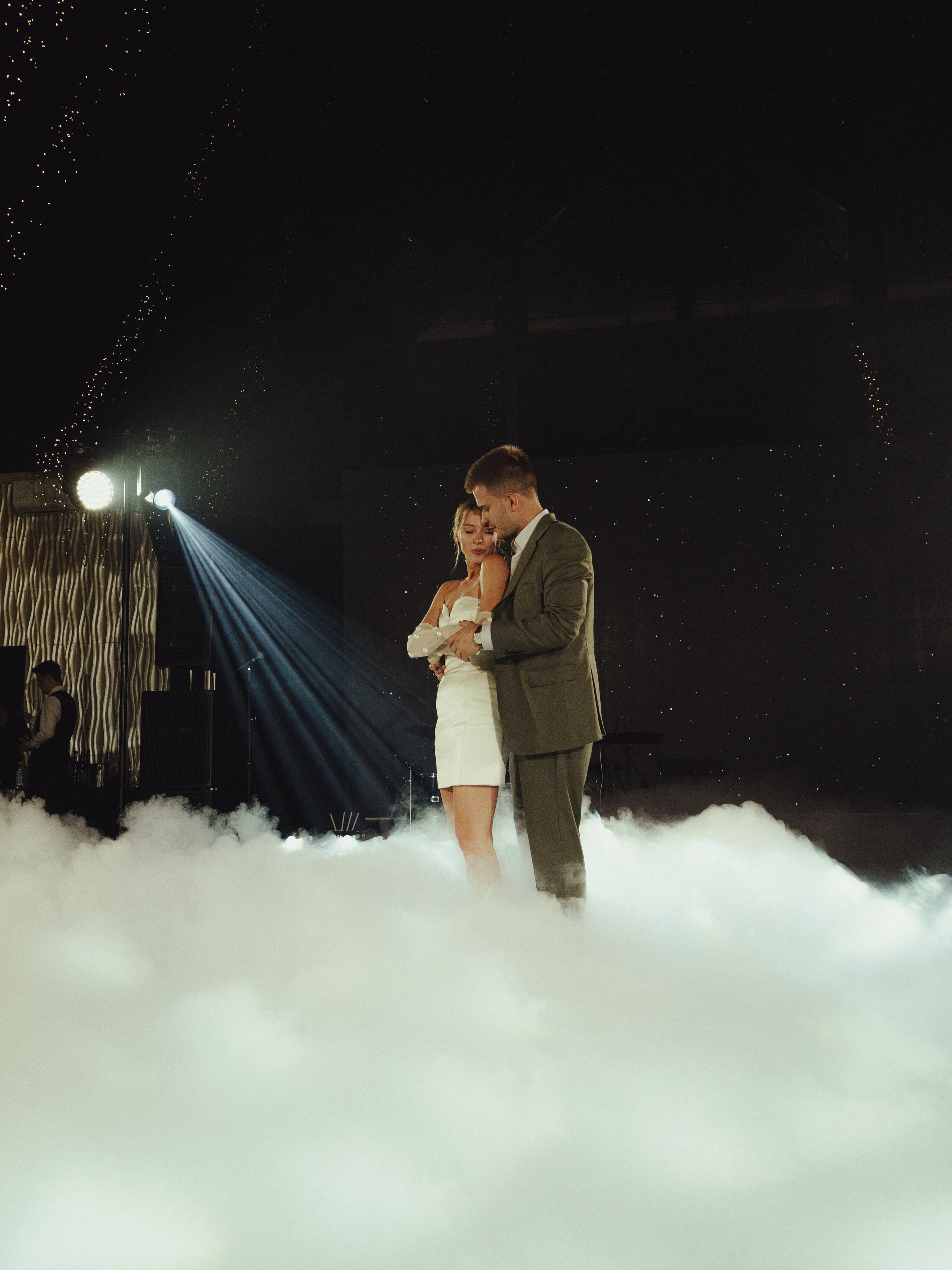 И даже птицы им пели песни. Свадебный фотограф Наташа Алешина