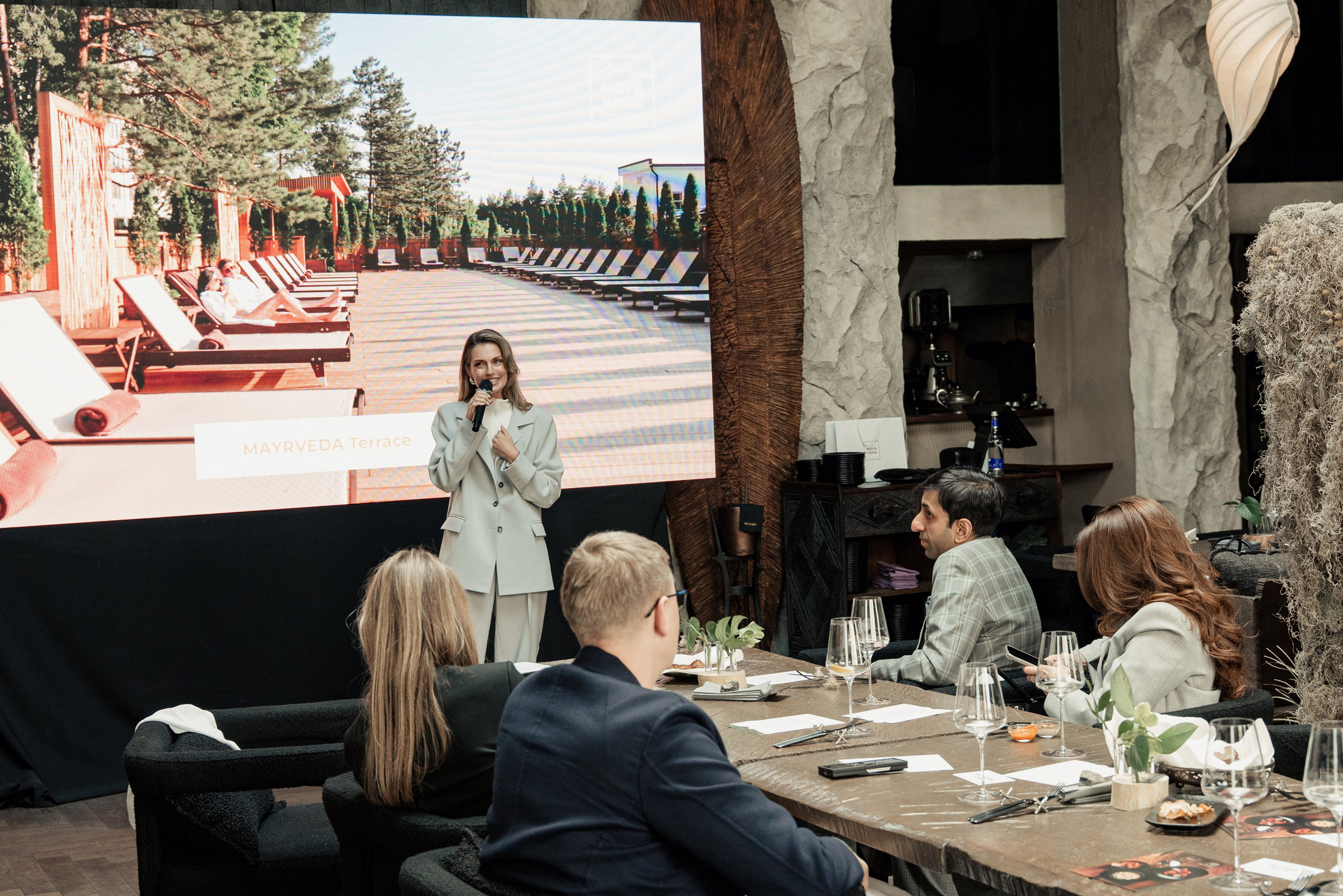 MAYR VEDA. Yankovski_001