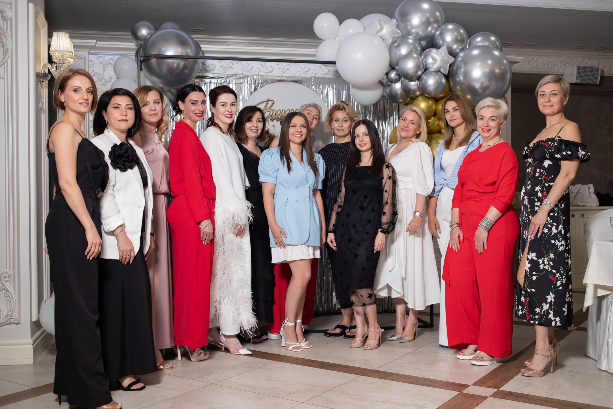 Выпускной 9-й класс. Репортажный, промышленный и маркетплейс-фотограф Дмитрий Чернат