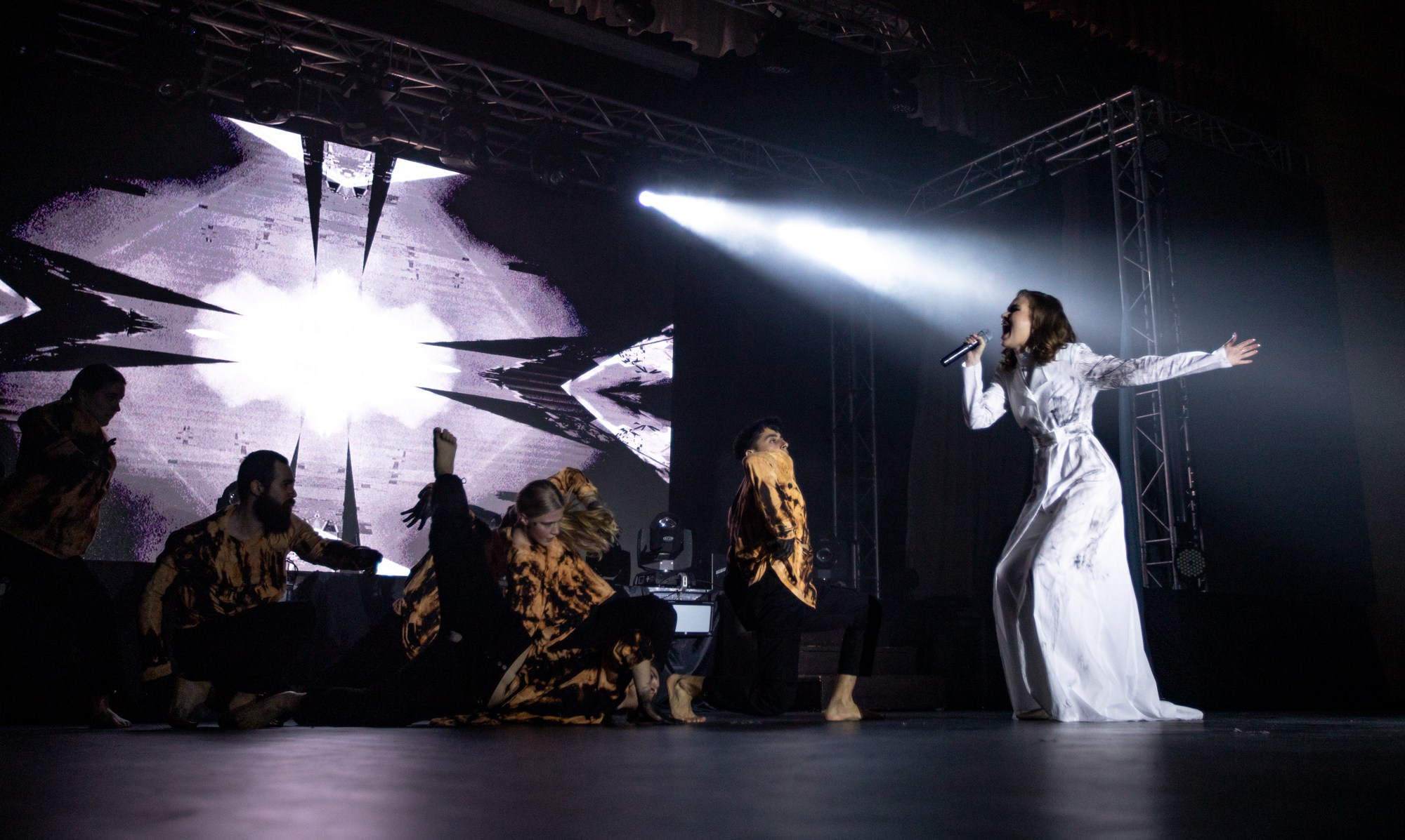 Конкурс красоты Мисс КубГУ 2022. Репортажный, промышленный и маркетплейс-фотограф Дмитрий Чернат