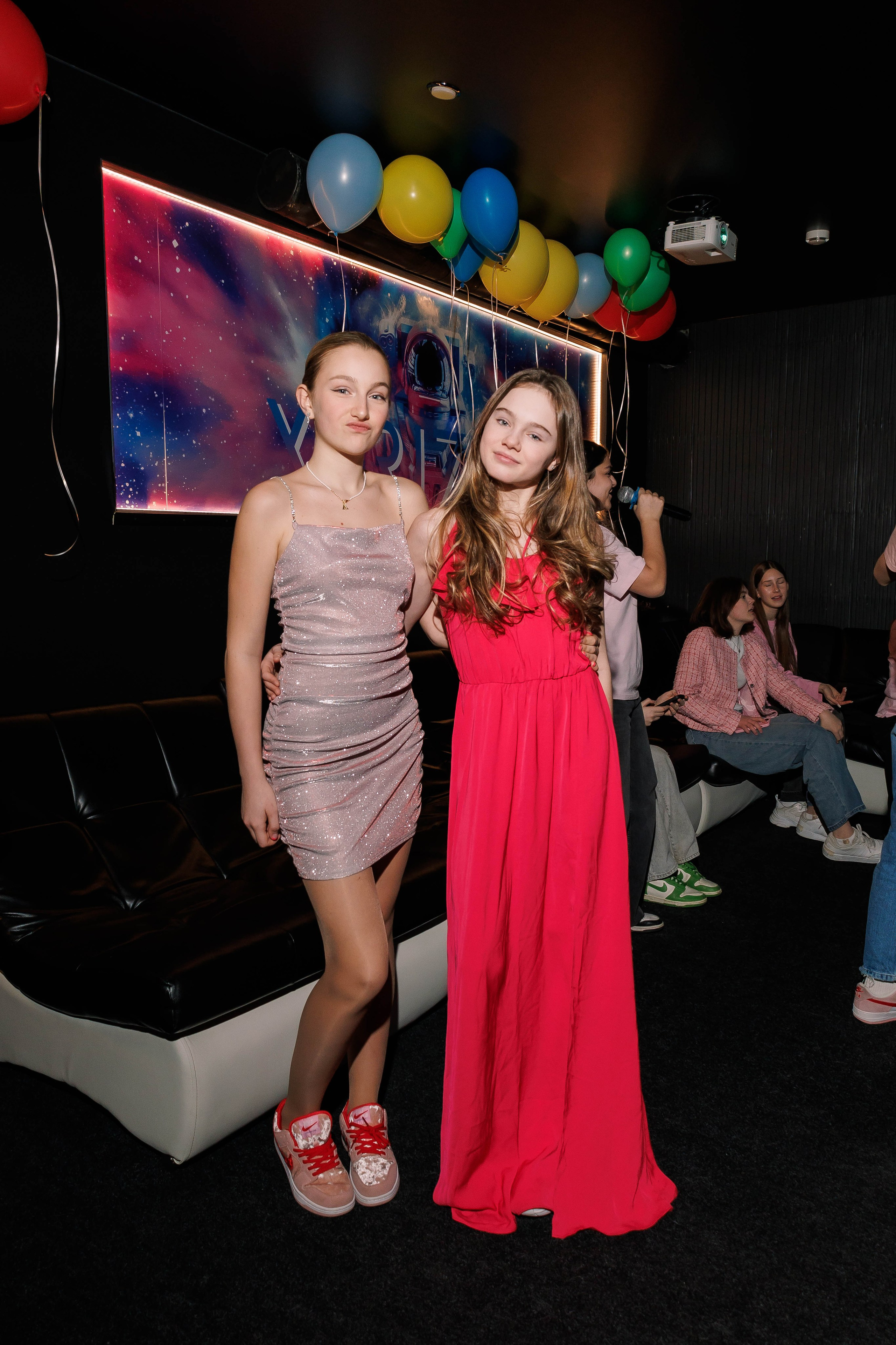 День Рождения в караоке. Фотограф в Москве Дмитрий Емельянов