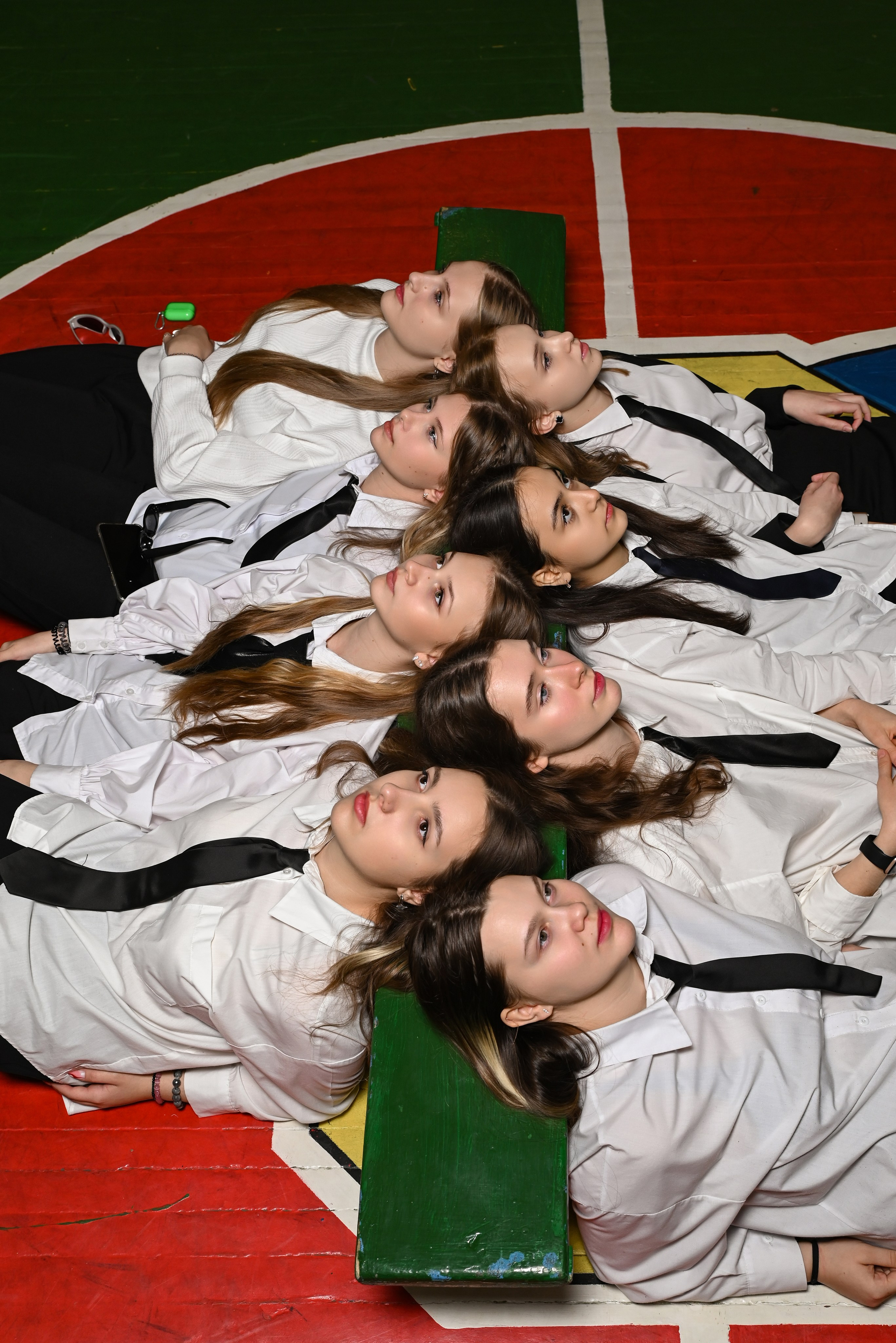 Выпускные альбомы Брянск. Фотостудия выпускных альбомов