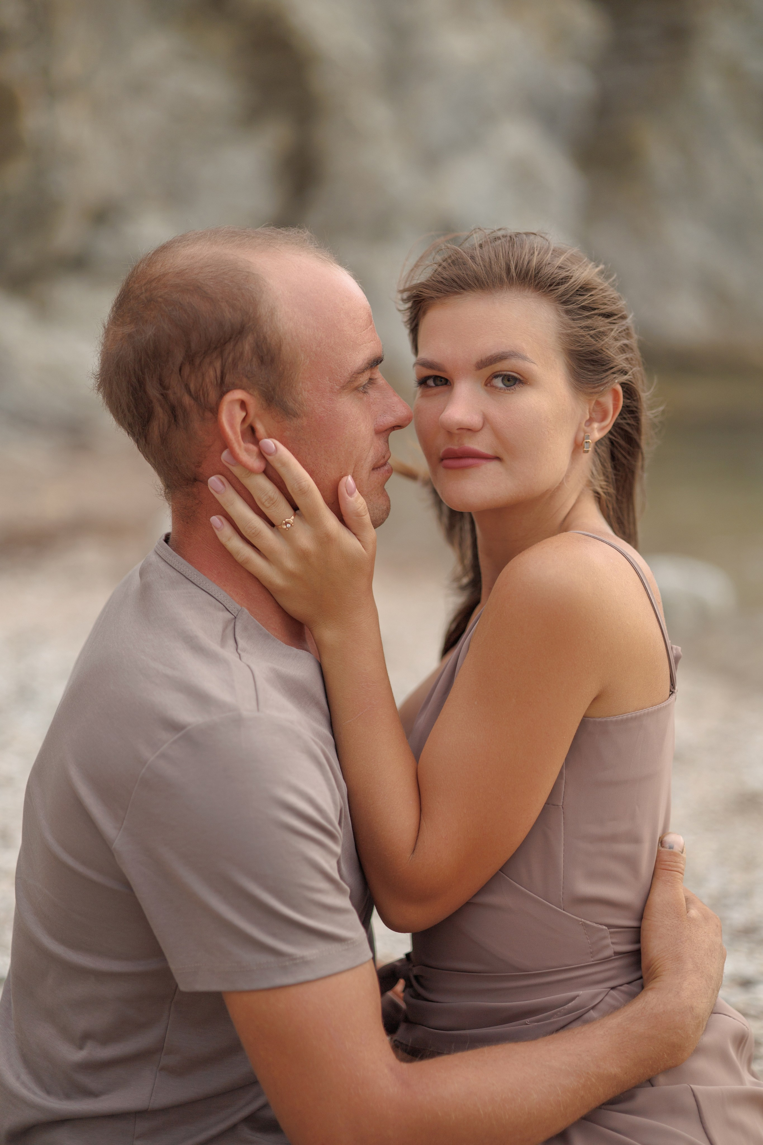 На пустынном пляже. Семейный и портретный фотограф в Геленджике Любовь Бодрова