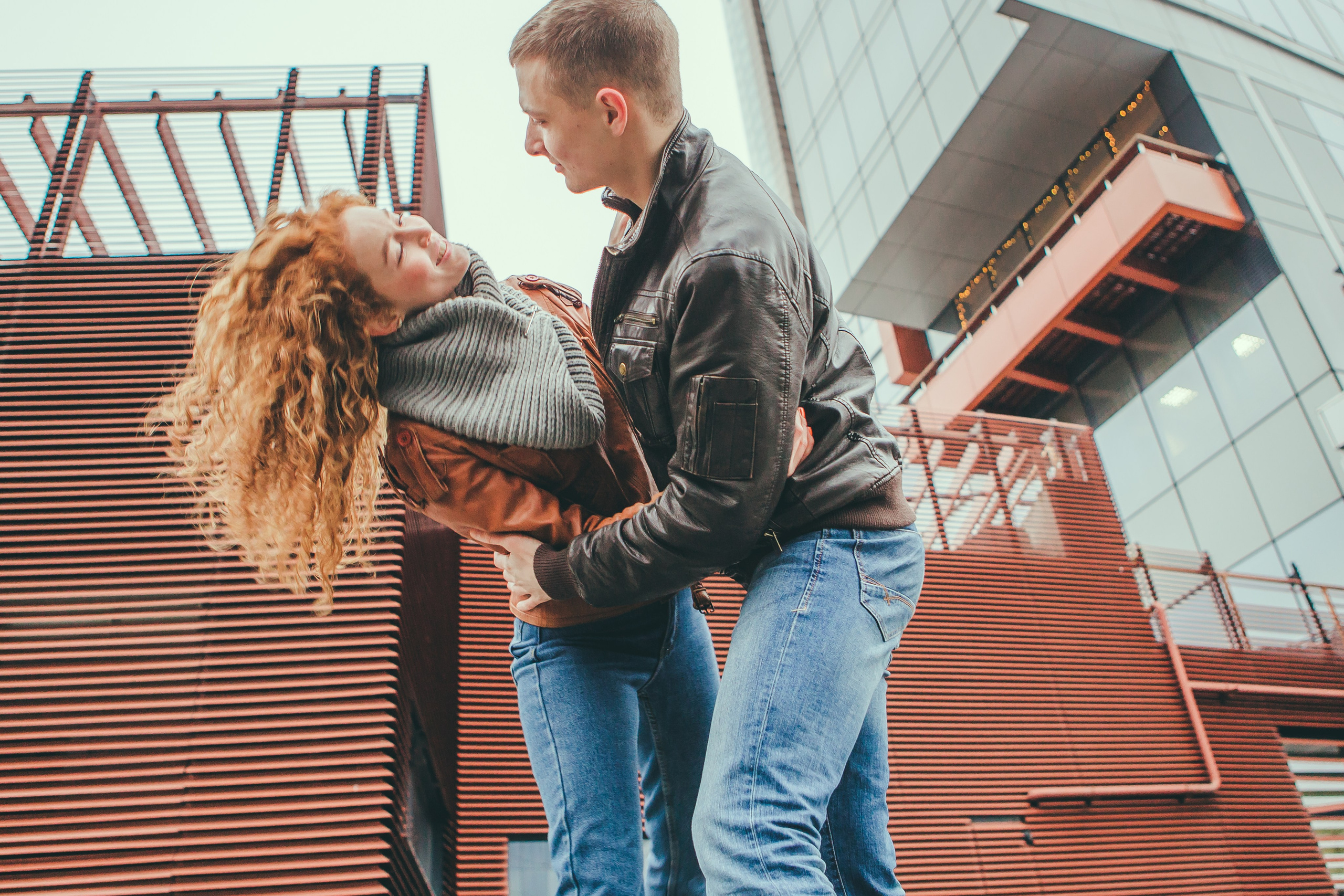 Петр и Элина. Главная