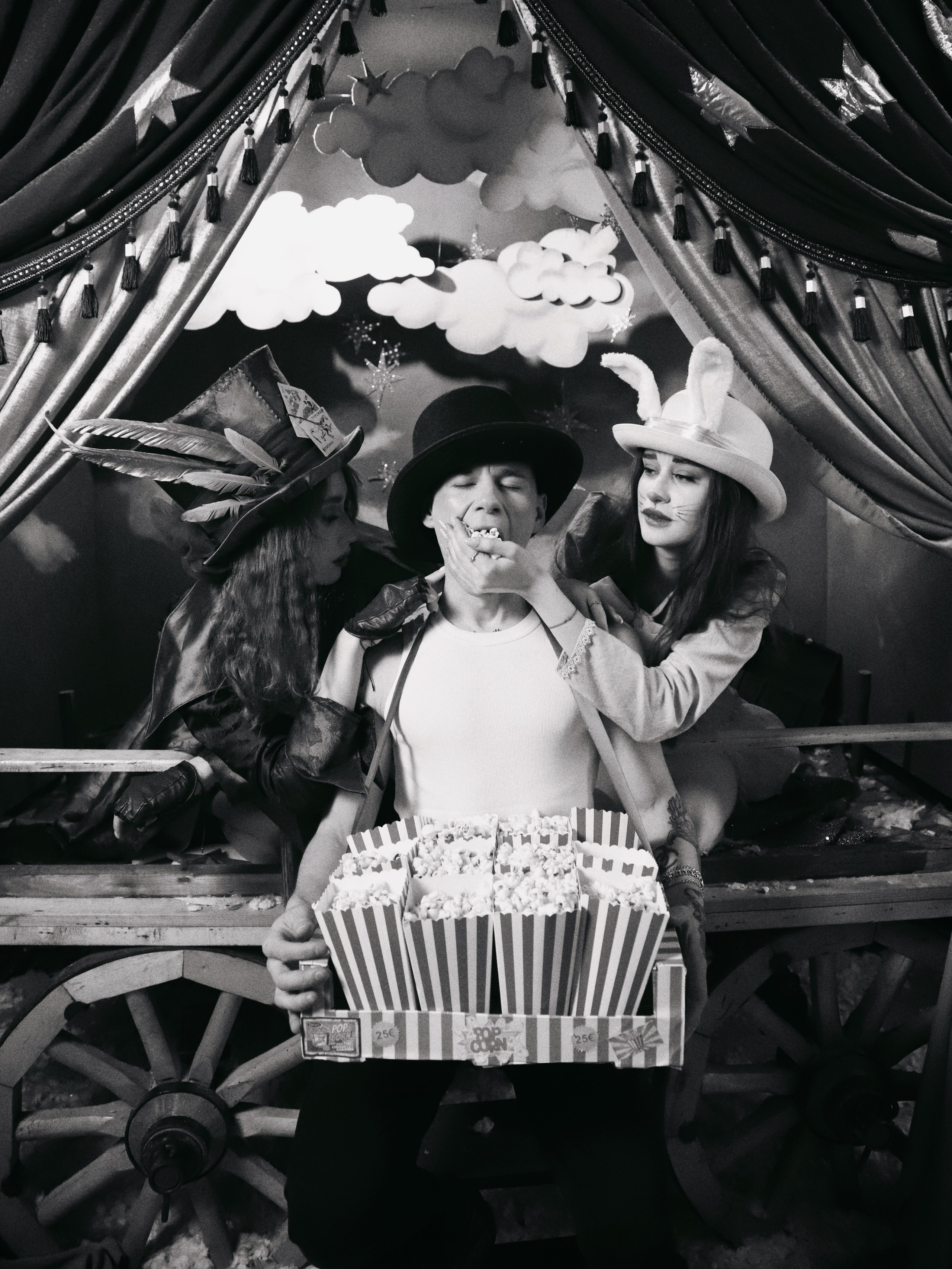 Креативная творческая съемка. Привет! Меня зовут Даша! И я креативный фотохудожник из Москвы!