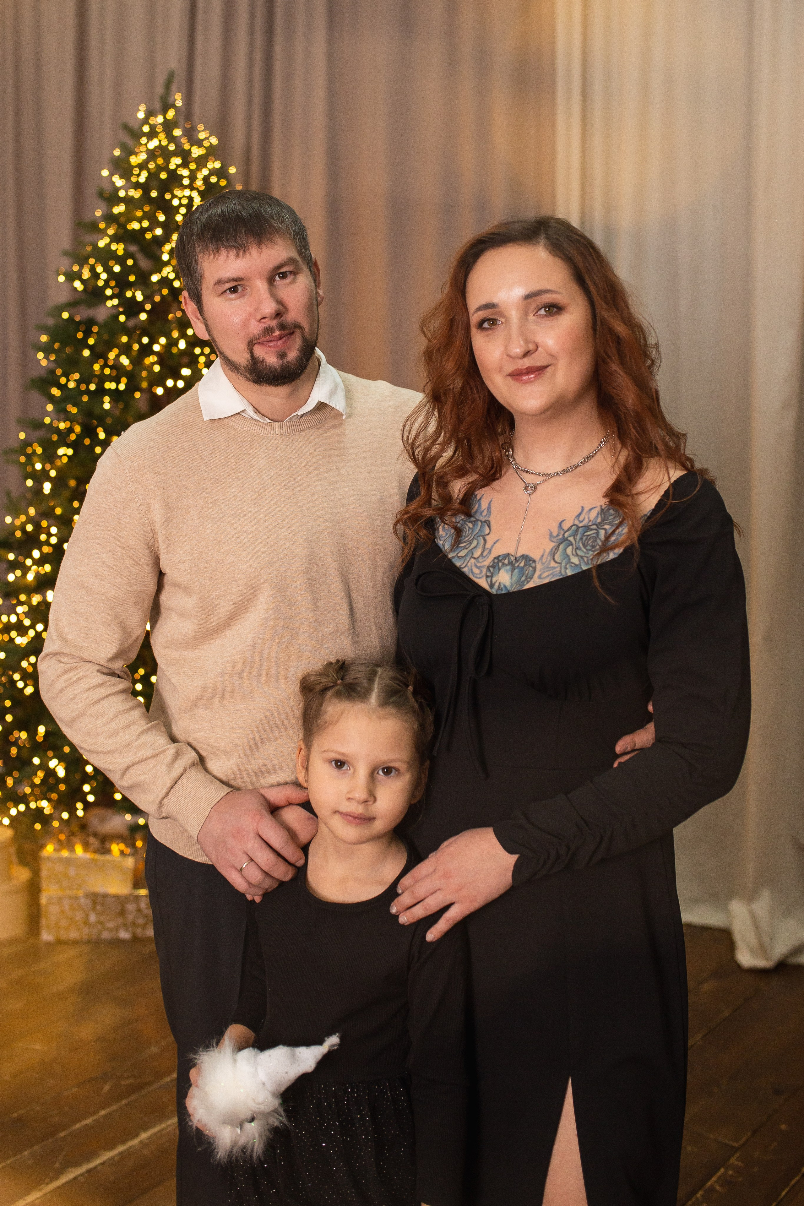 фотографтольятти #фотографтлт #семейнаяфотосессия #домашняяфотосессиятольятти #мамытольятти #тлт #тольятти #фотоистория #семейныетрадиции #новогодняяфотосессиятольятти #фотограф