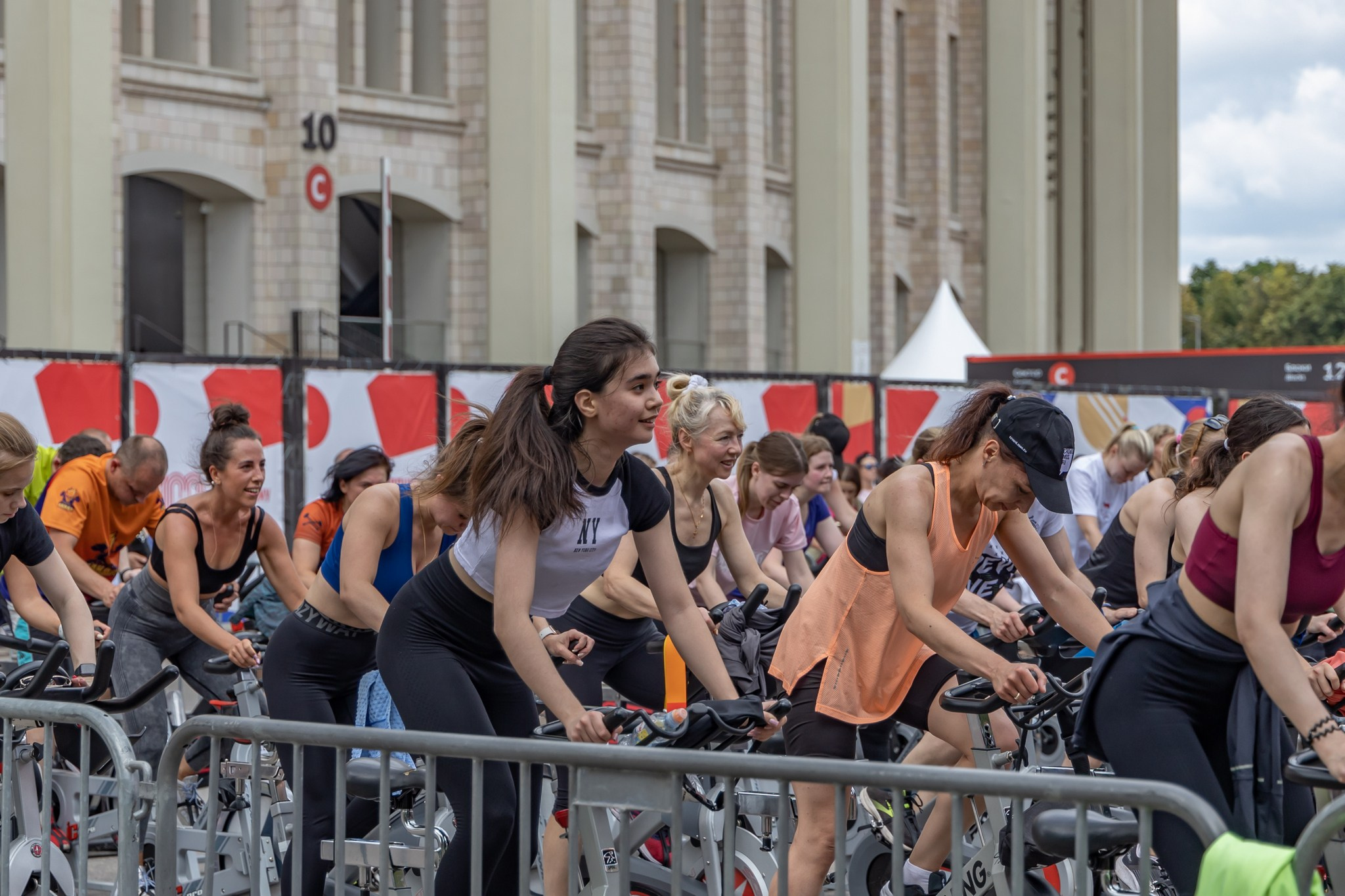 1 июля день спорта в Лужниках 2023. Репортажный, семейный и студийный фотограф в Москве Демин Алексей