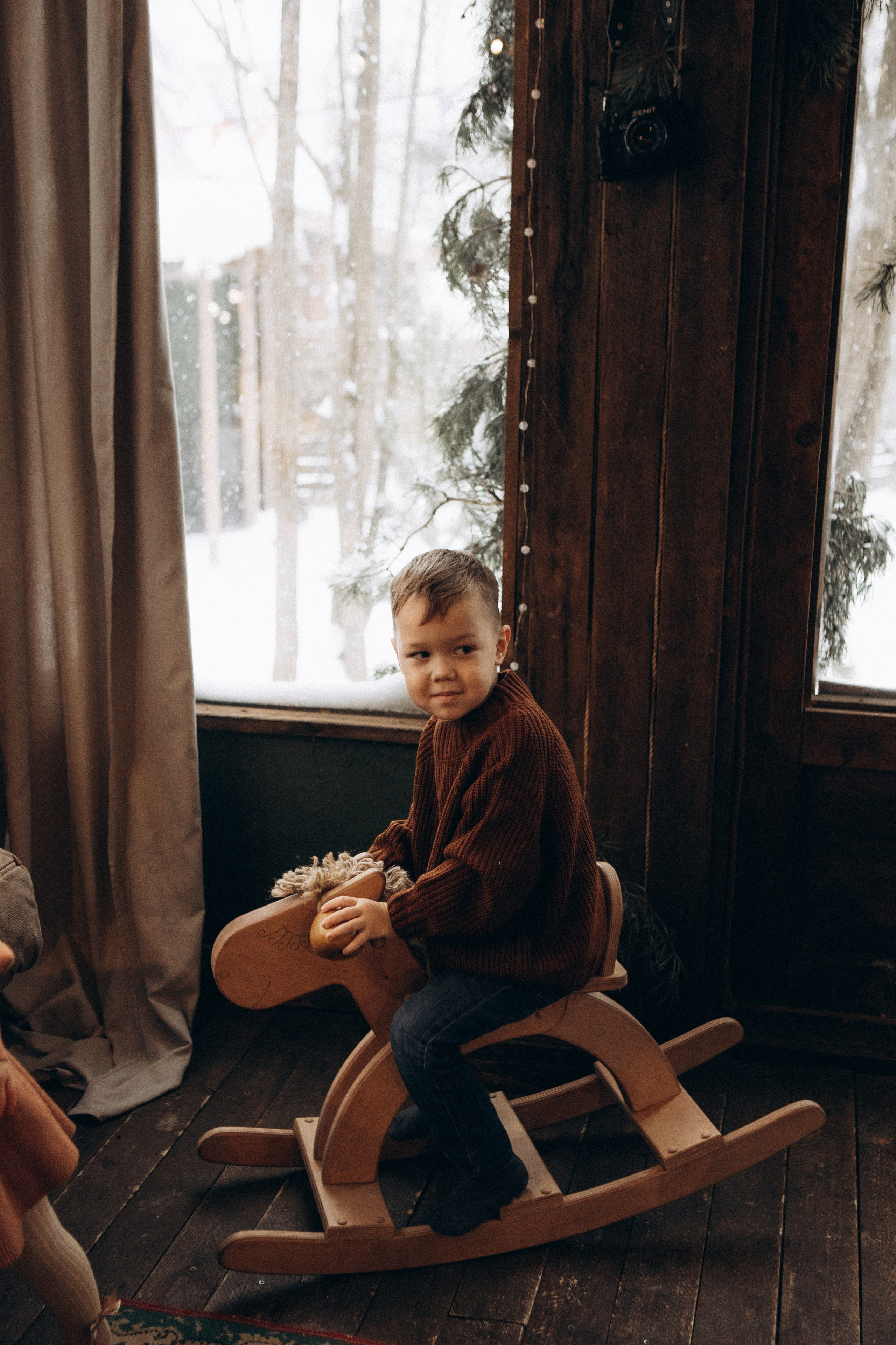 Леша, Ксюша, Мирон, Оливия и Тася