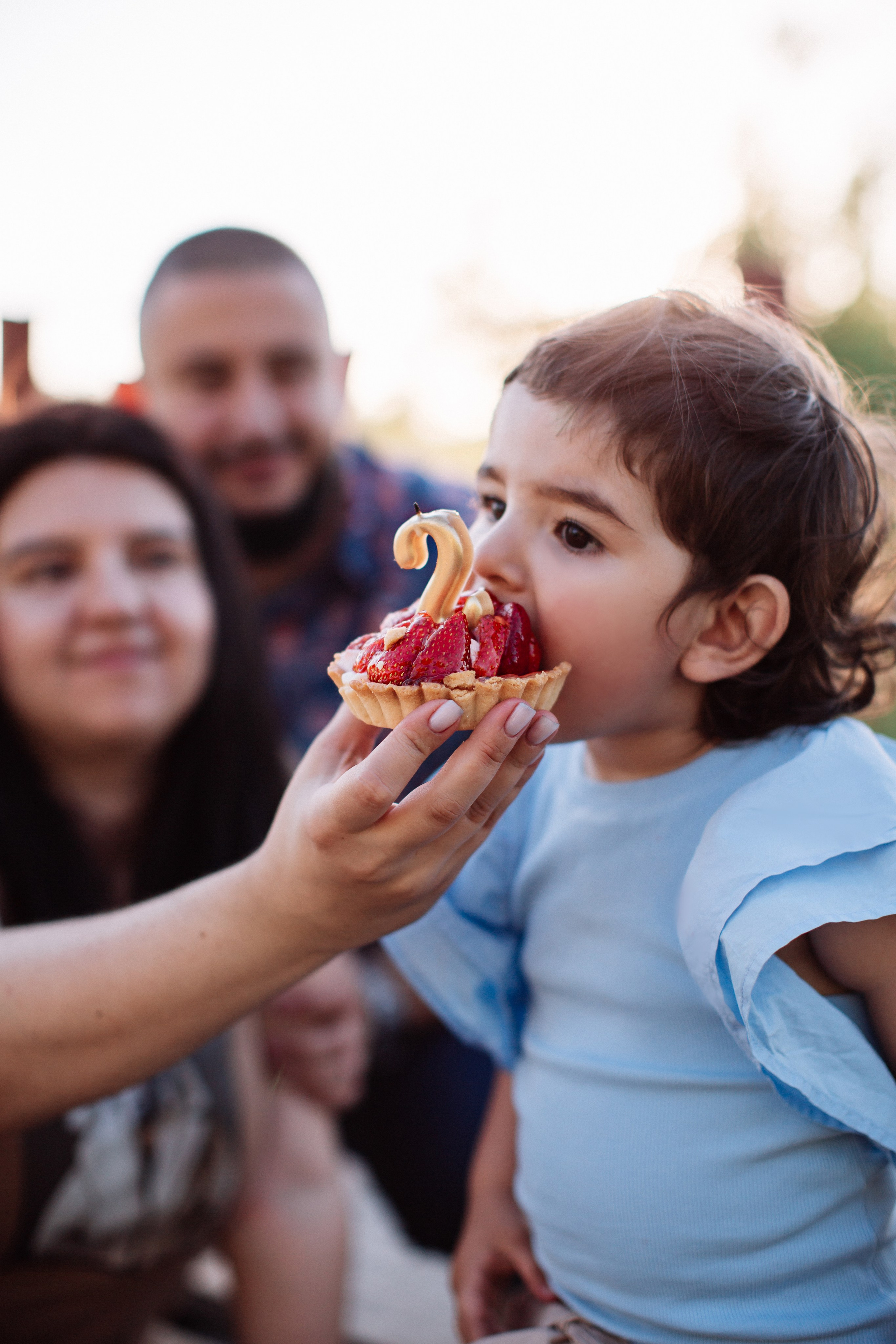 семейный детский фотограф новосибирск 2 года годик торт