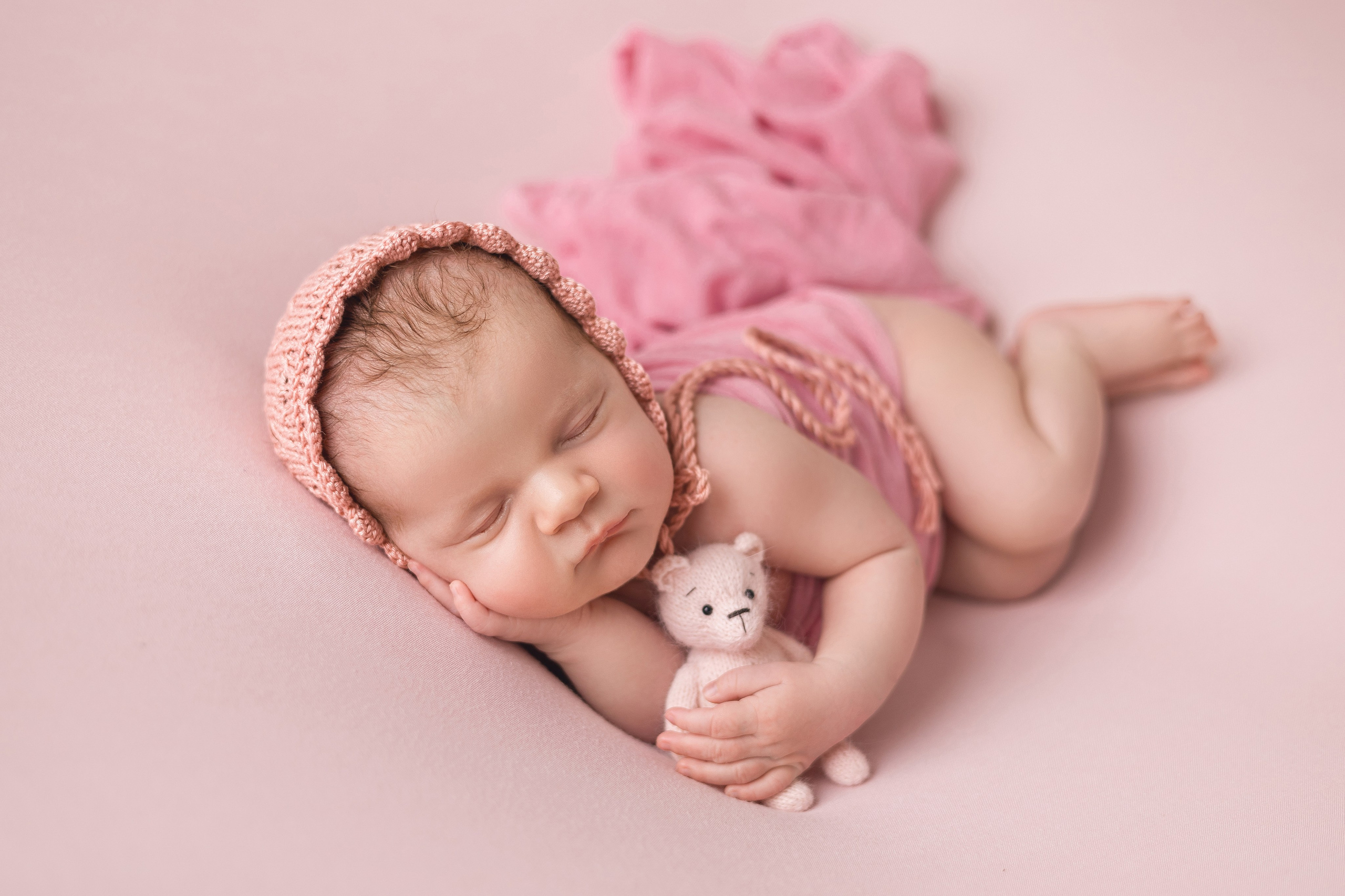 Новорожденные. Фотограф новорожденных в Волковыске Валя Легкова