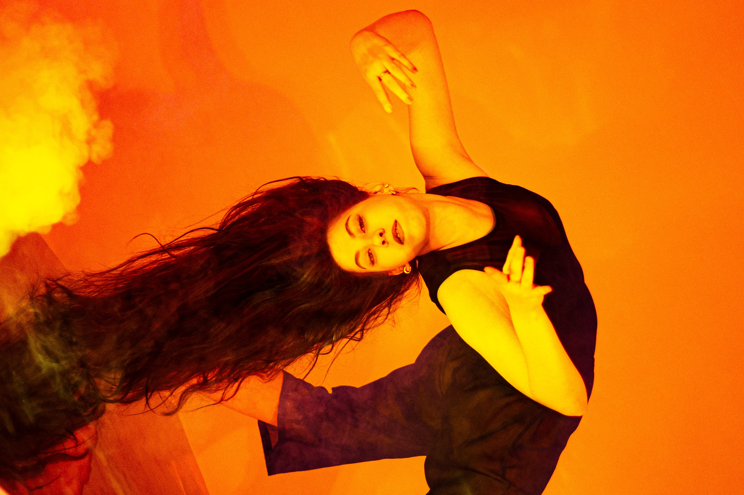 Магия танца: Солнце и Вода. Арт-фотограф Крис Л. в Тобольске: портрет, семейные, свадьбы