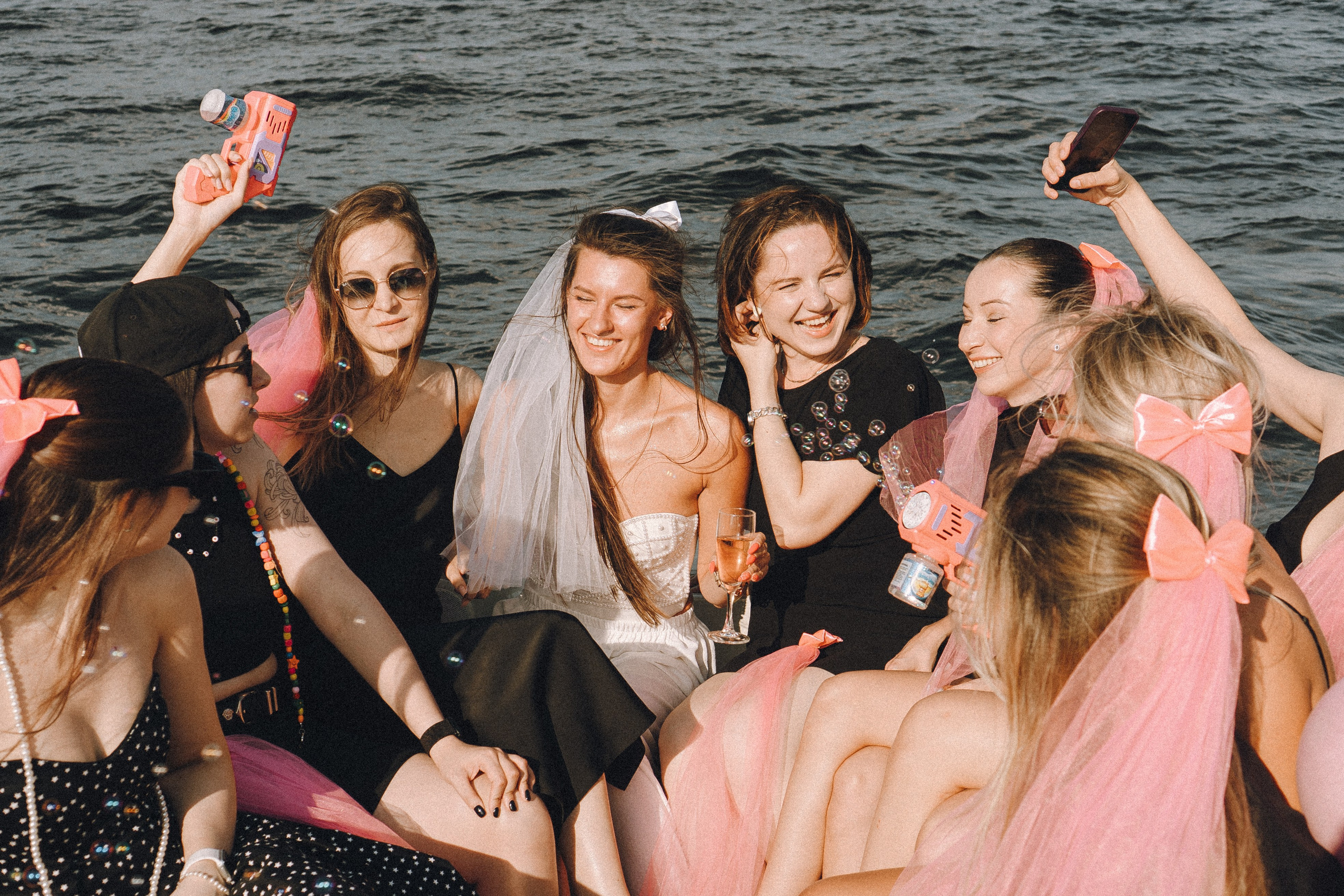 ДЕВИЧНИК НА КАТЕРЕ. Профессиональный фотограф, Санкт-Петербург — Виктория Богомолова