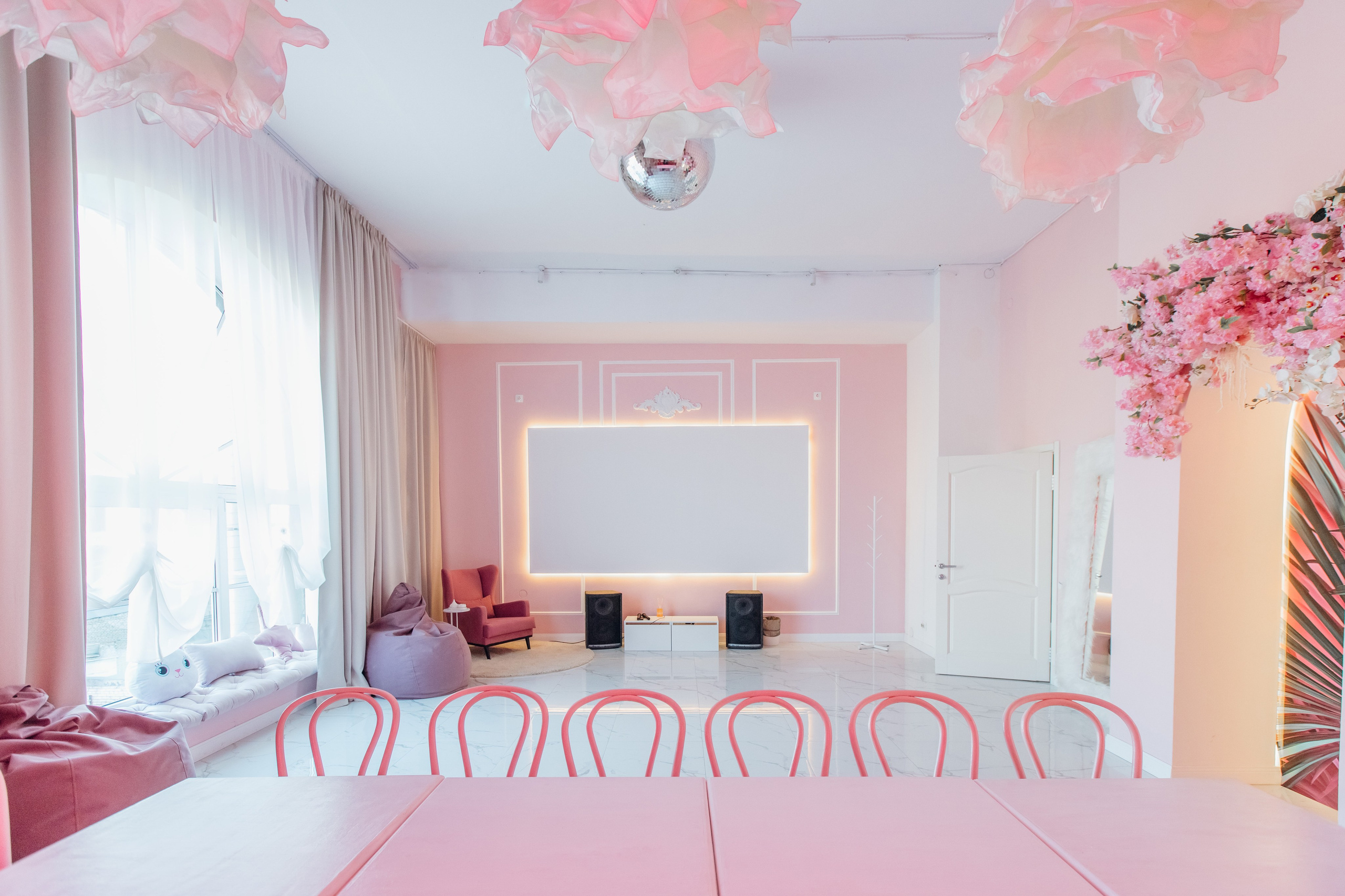 Профессора Качалова, 8И. Аренда лофта в СПб для мероприятий