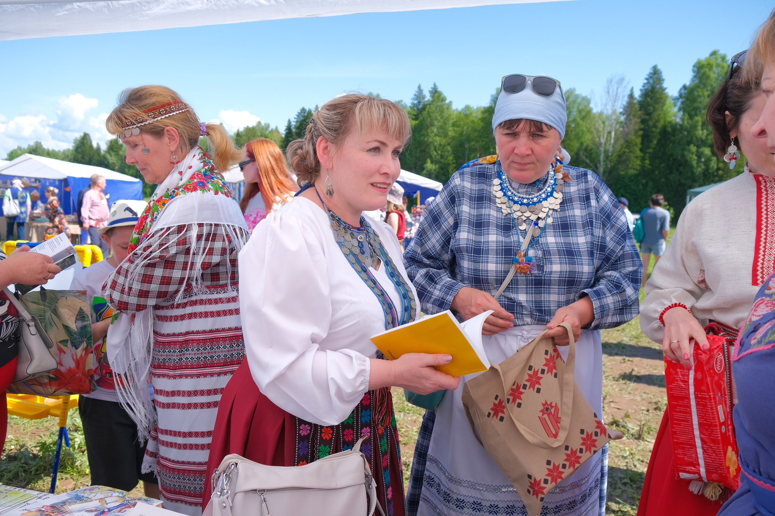 Удмуртский национальный праздник «Гербер». 2022. Максим Егоров, г. Ижевск. Репортажная, предметная съёмка и фуд-фотография