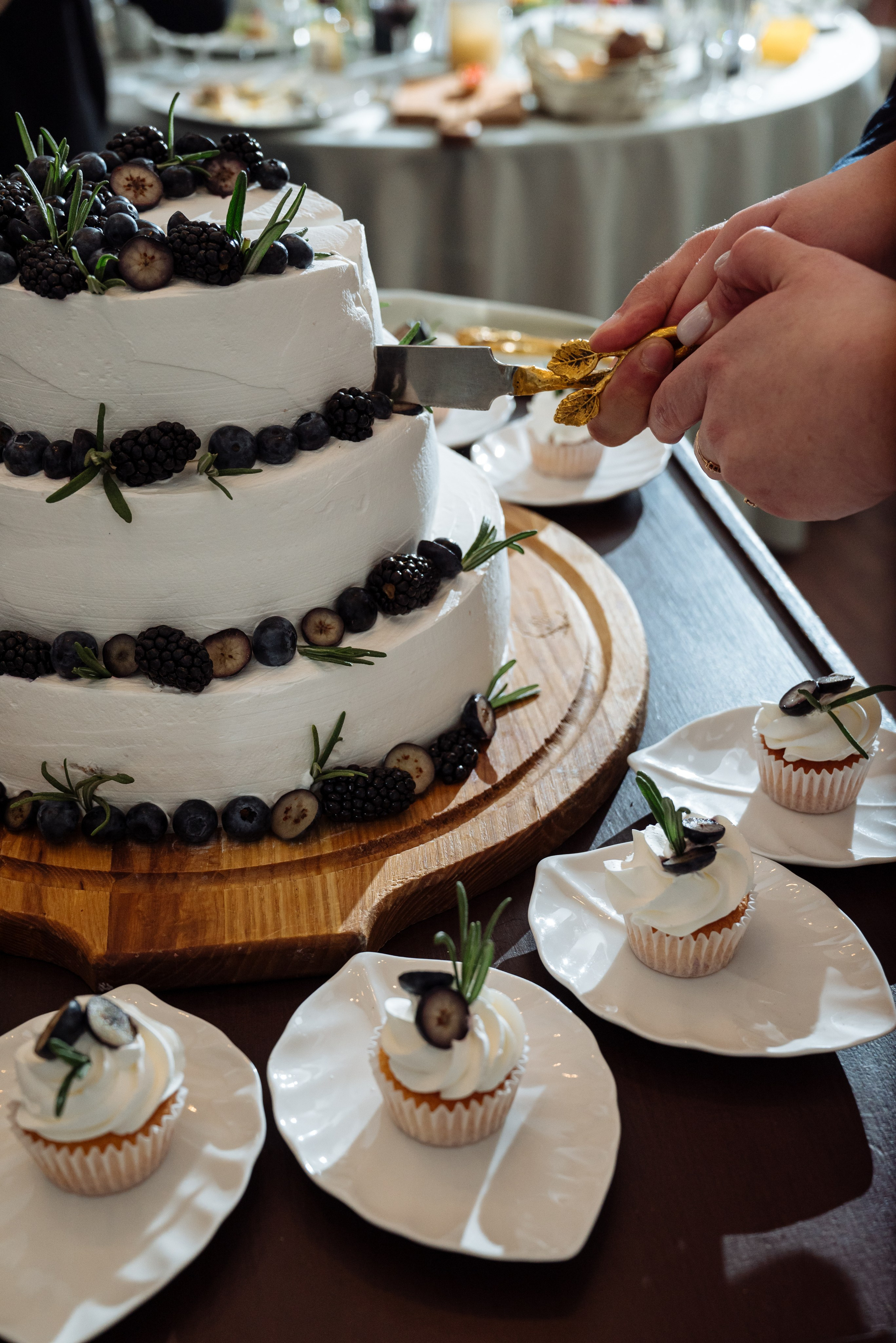 Свадьба в Санкт-Петербурге. Анастасия Петрович фотограф, фотокорреспондент в Москве и Санкт-Петербурге. Фотосъёмка репортажа, мероприятия, корпоративная съёмка, контент