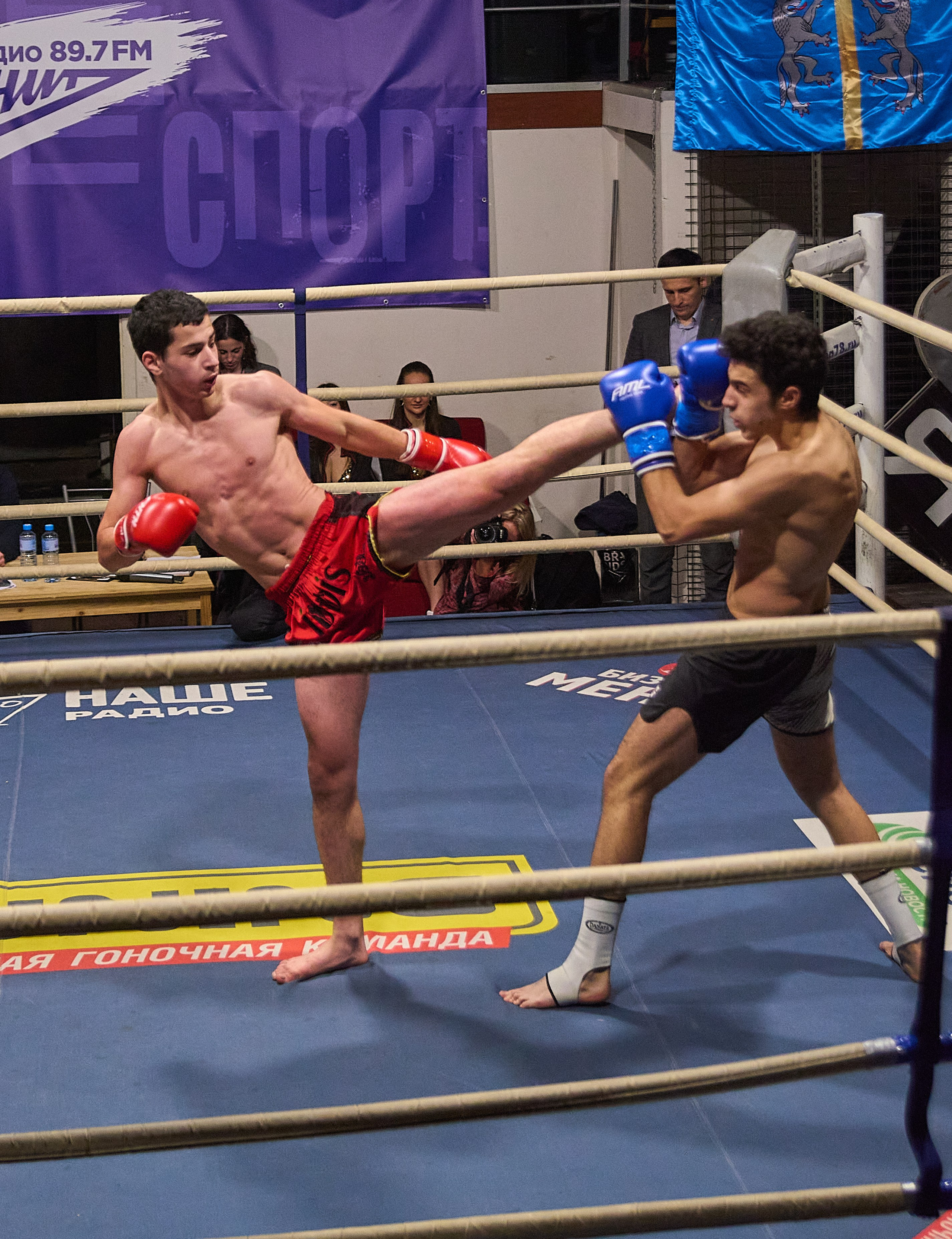 «Ультиматум удара» — бокс. Профессиональный спортивный фотограф в Санкт-Петербурге