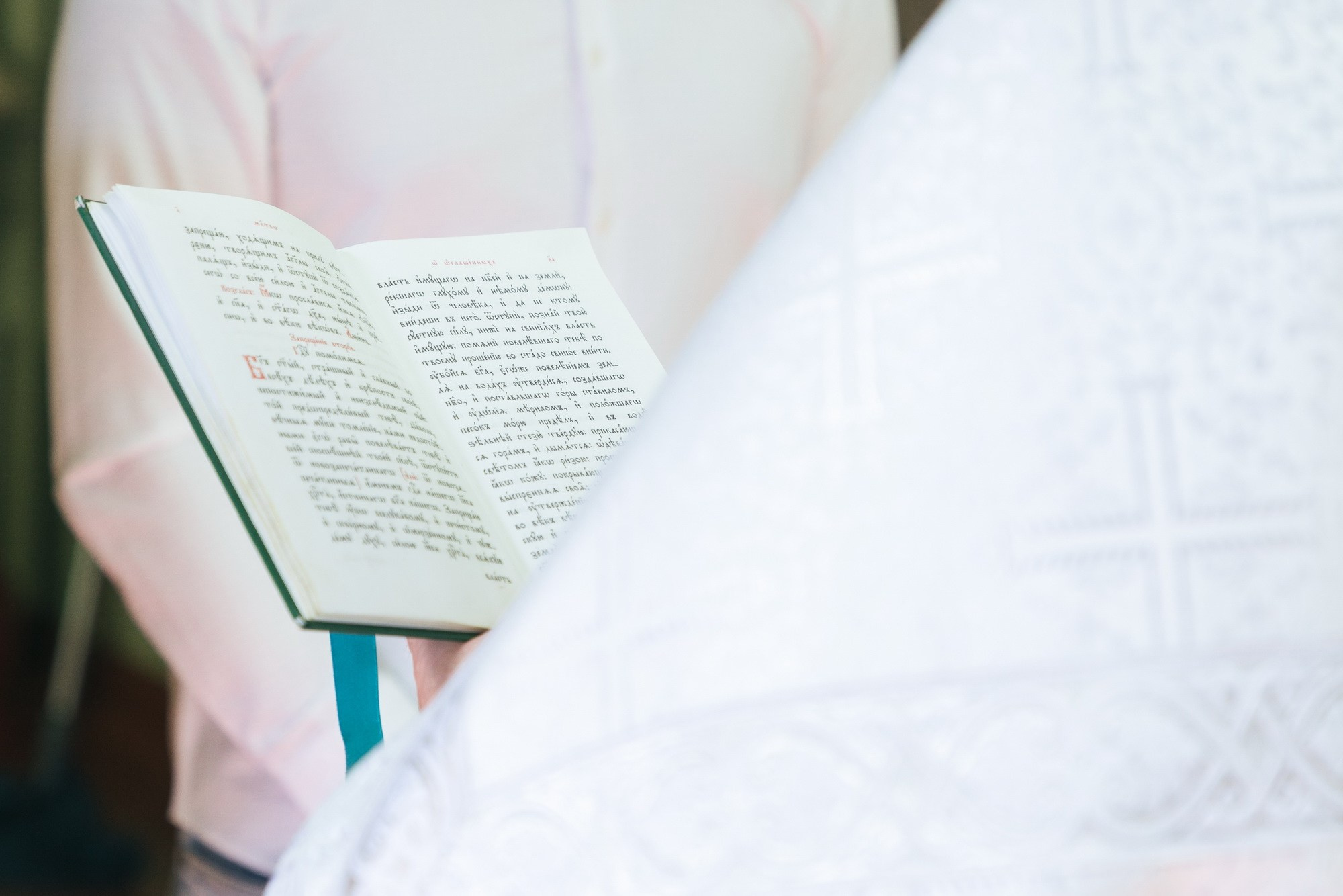 Крещение Церковь Святого Апостола Петра в Лахте СПб. Фотограф на крещение в Санкт Петербурге