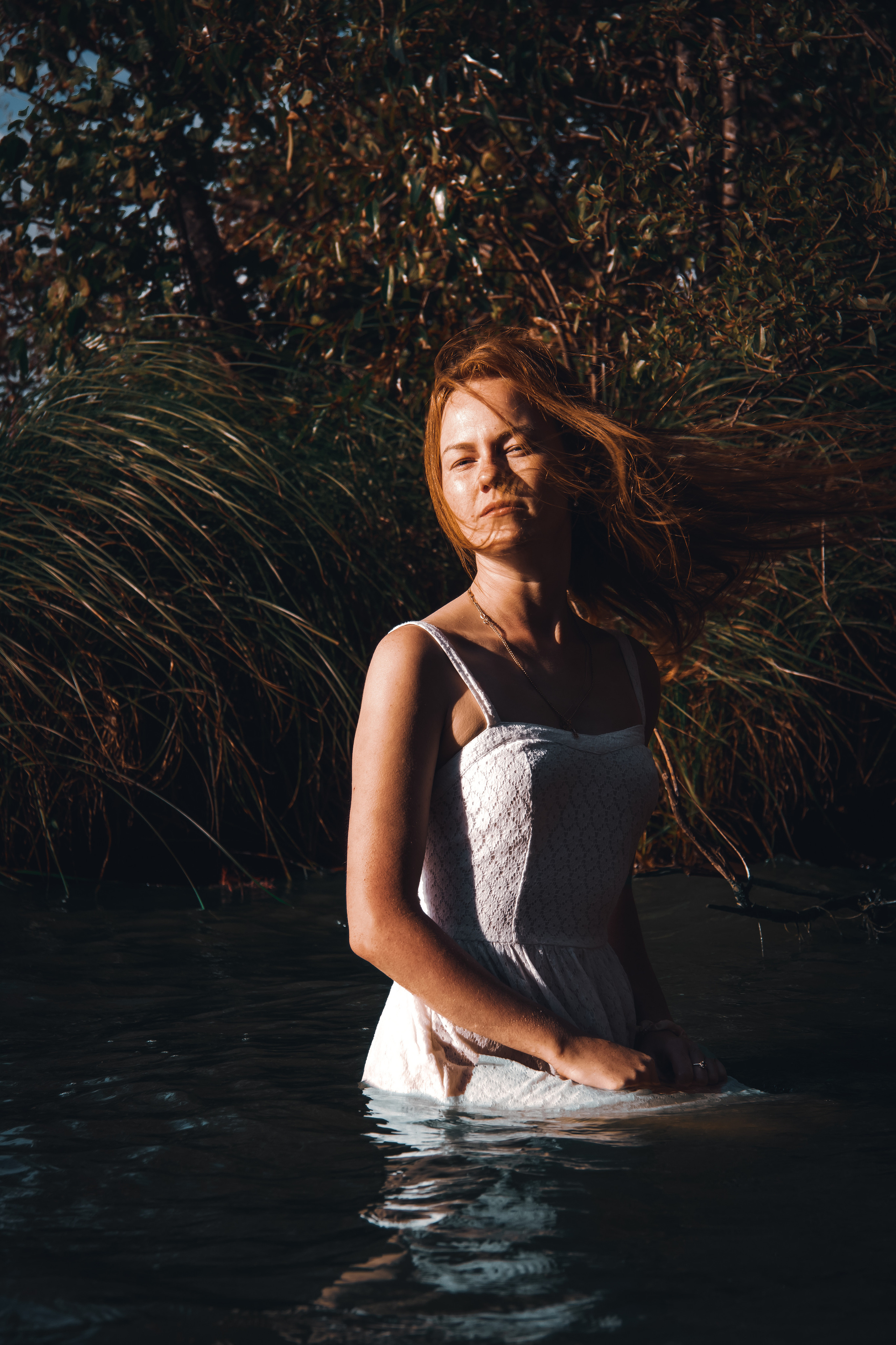 Фотосессия в воде Лен. обл. Портретный фотограф в Санкт-Петербурге Анастасия Епифанова