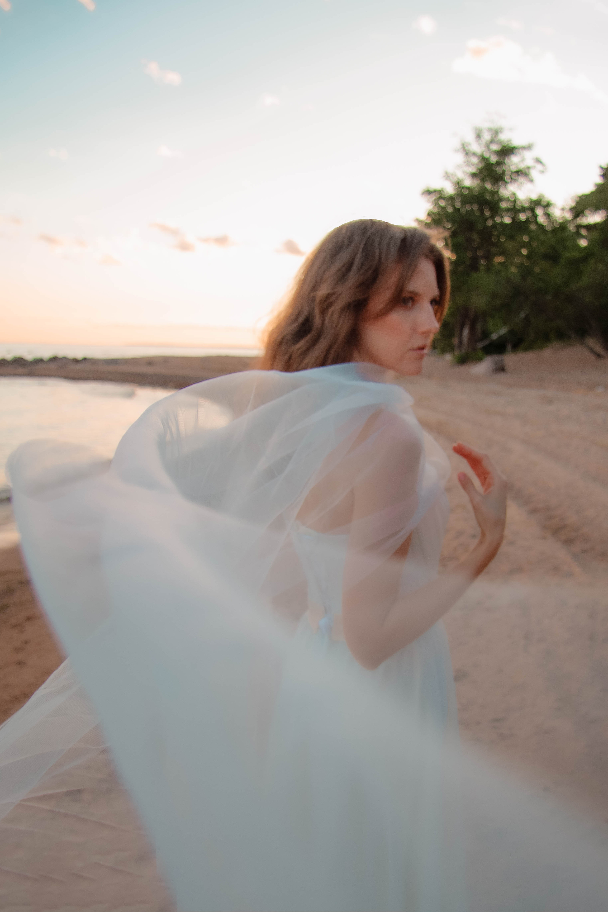 Фотосессия на пляже у залива Санкт-Петербург. Портретный фотограф в Санкт-Петербурге Анастасия Епифанова