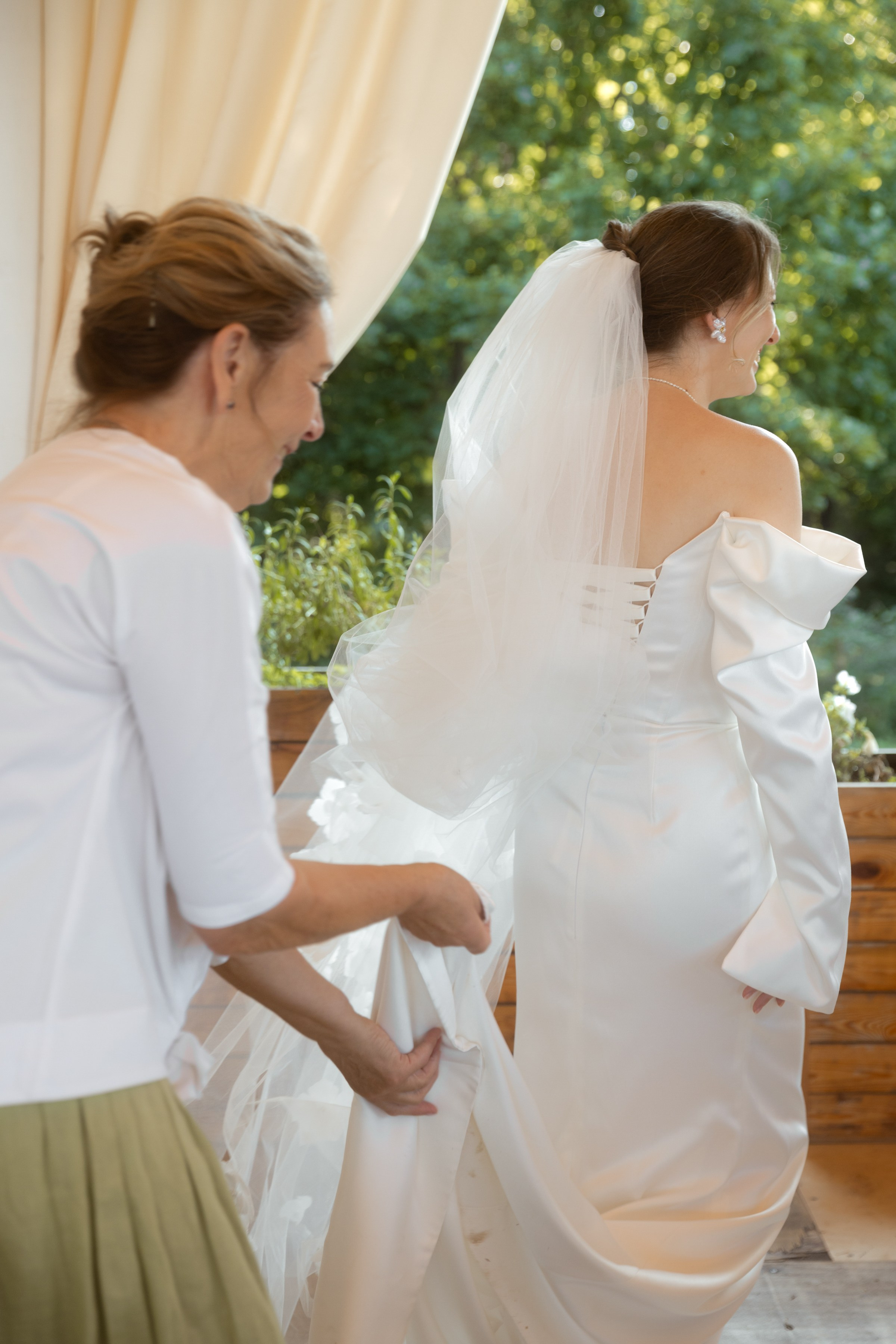 Алиса и Слава, роспись в Москве и вечеринка на природе, подальше от города. Фотограф в Москве Екатерина Черненко