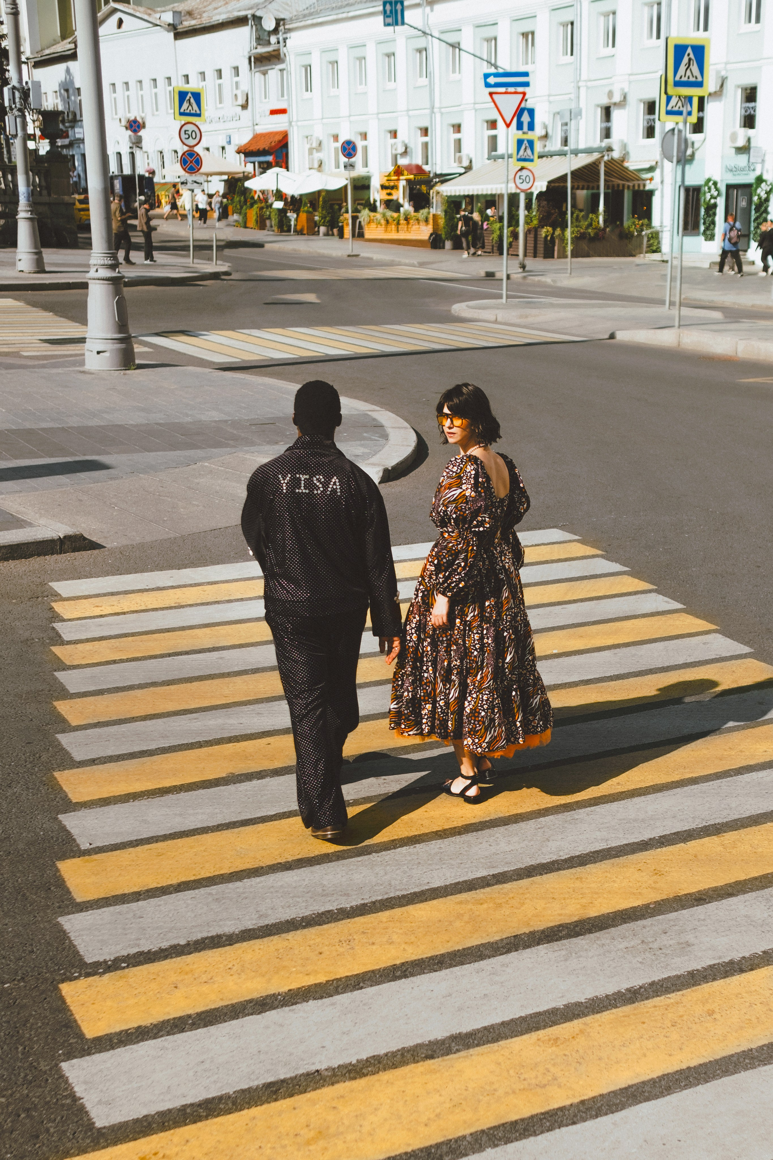 Бренд: YISA. Наталья и Джейкоб Ийса. Стилистика: Lifestyle