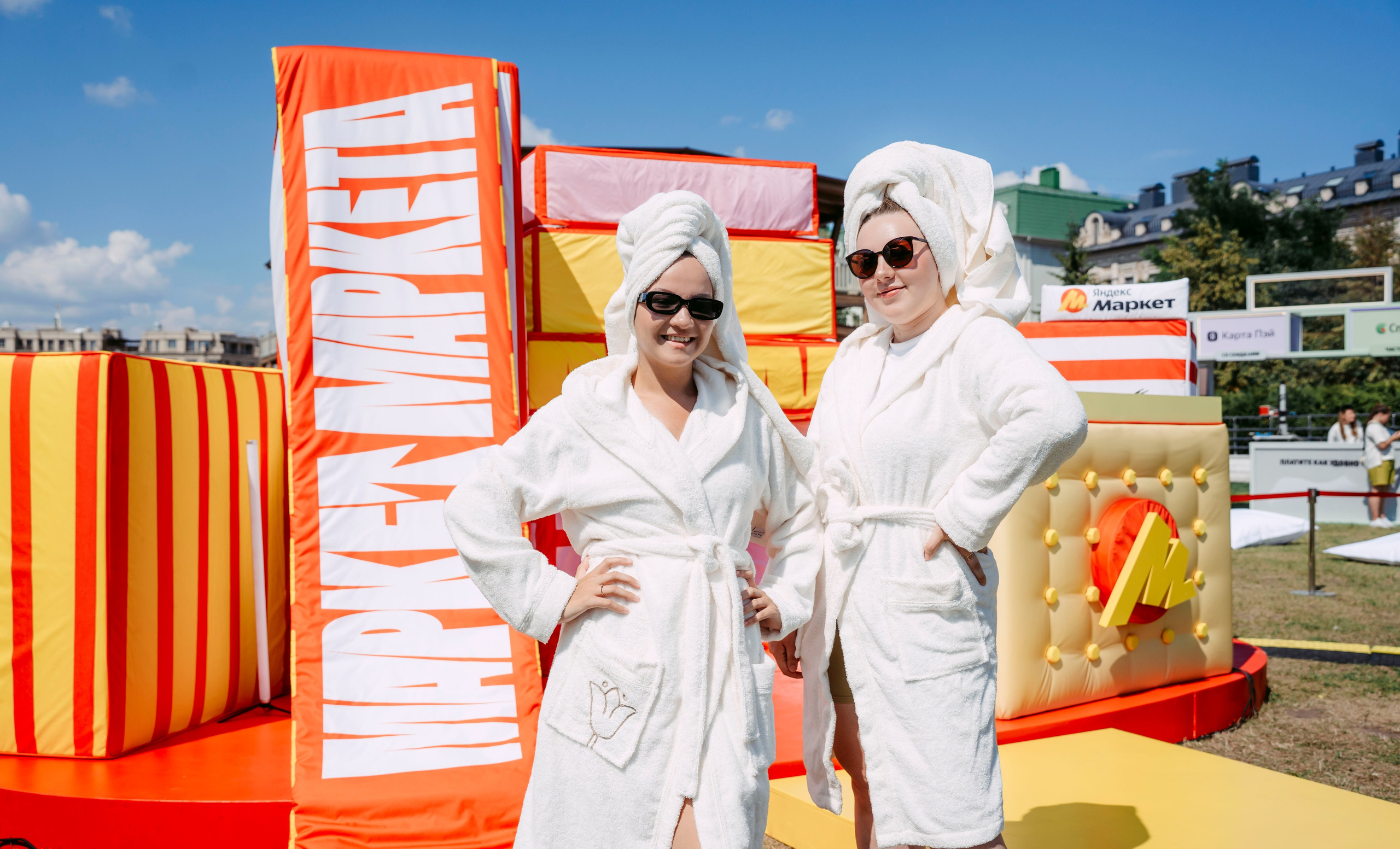 Маркет Маркета. Вечеринка блогеров / 2025. Саша Копылов, фотограф в Казани