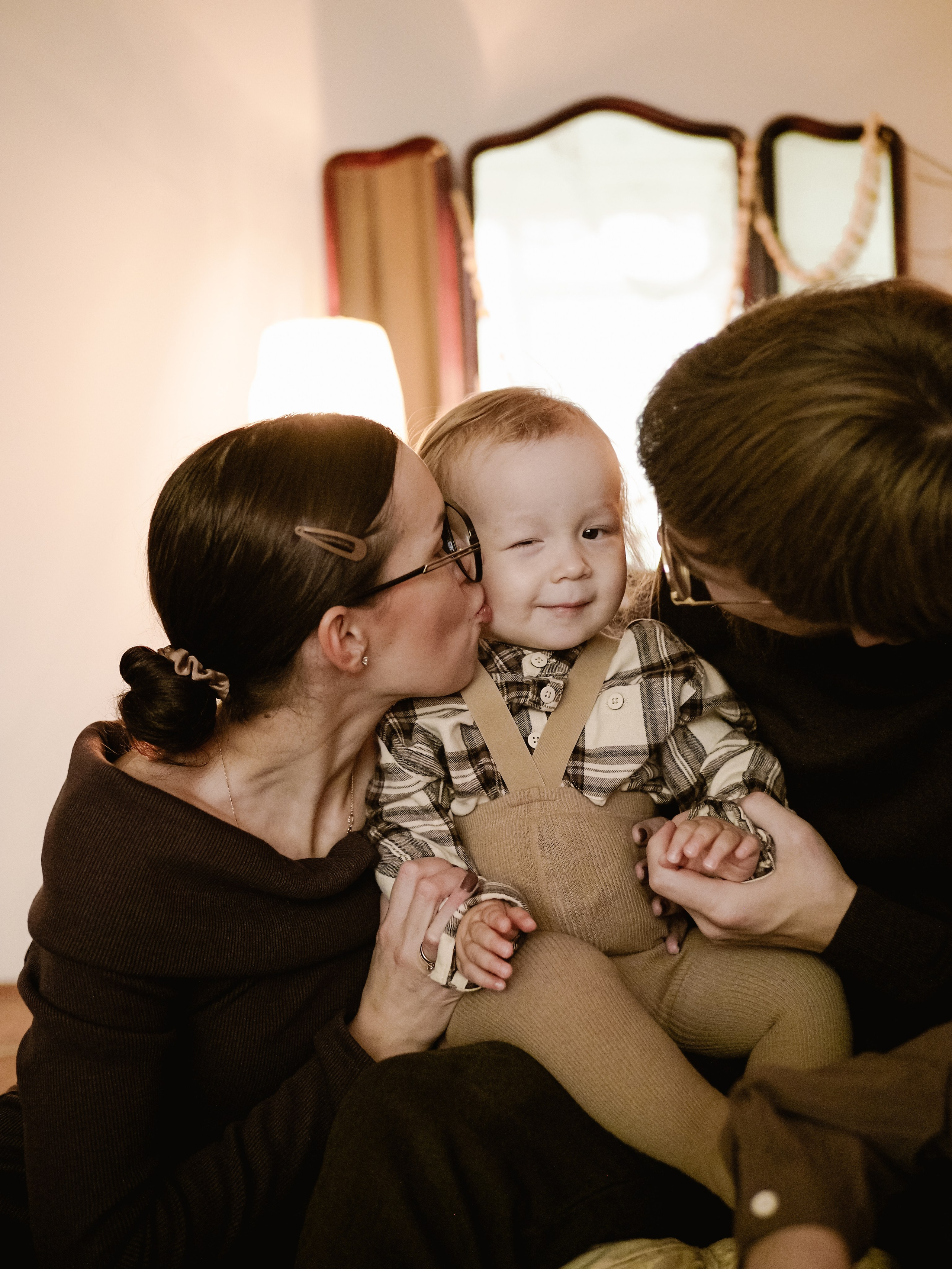 Семейные новогодние кадры стильно 🥰. Фотограф Рязань. Семейный Свадебный фотограф