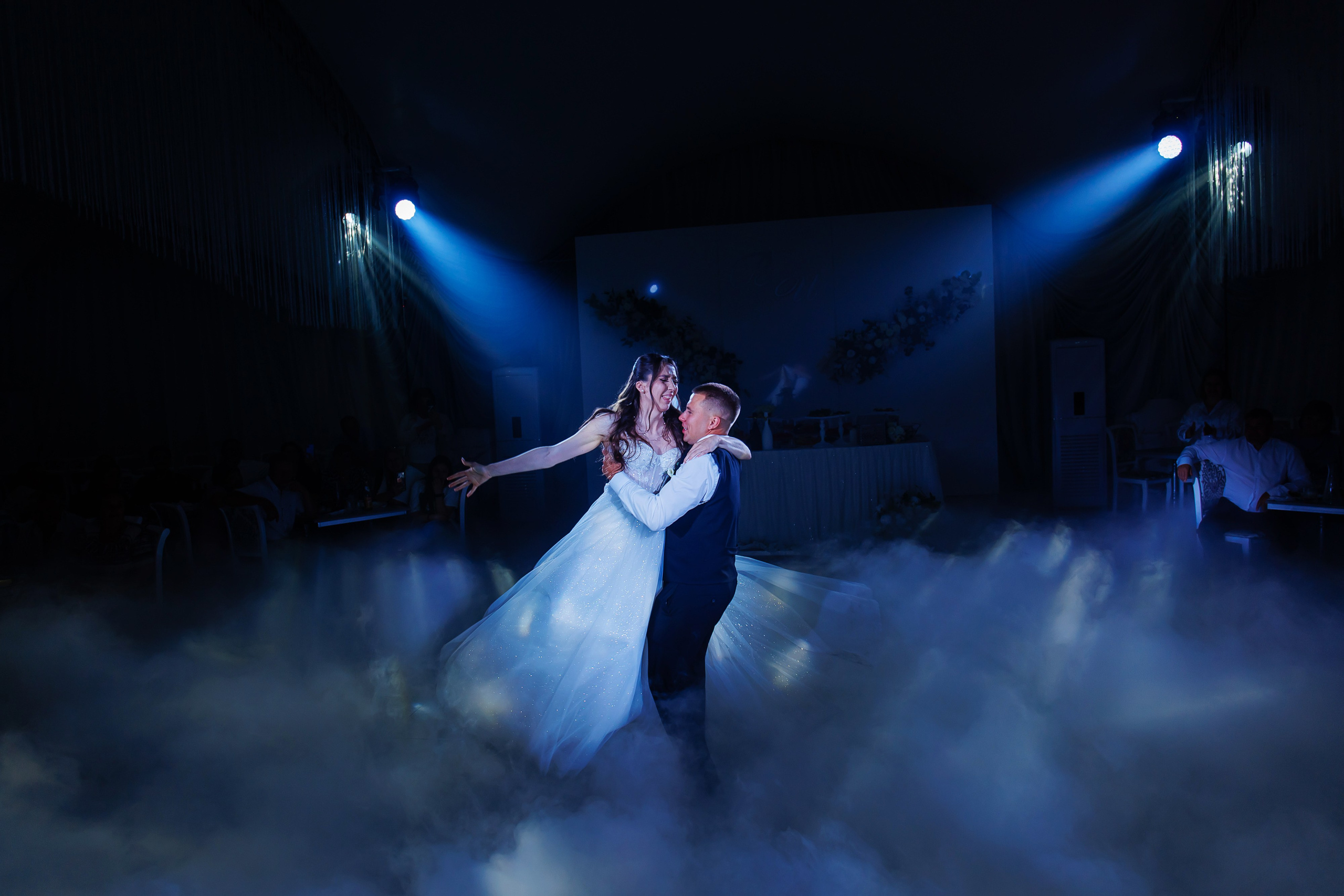 Июньская свадебная фотосессия в г. Лабинск и банкет в ресторане «Гости». Дмитрий Шевченко свадебное фото в г. Краснодар — Армавир — Лабинск