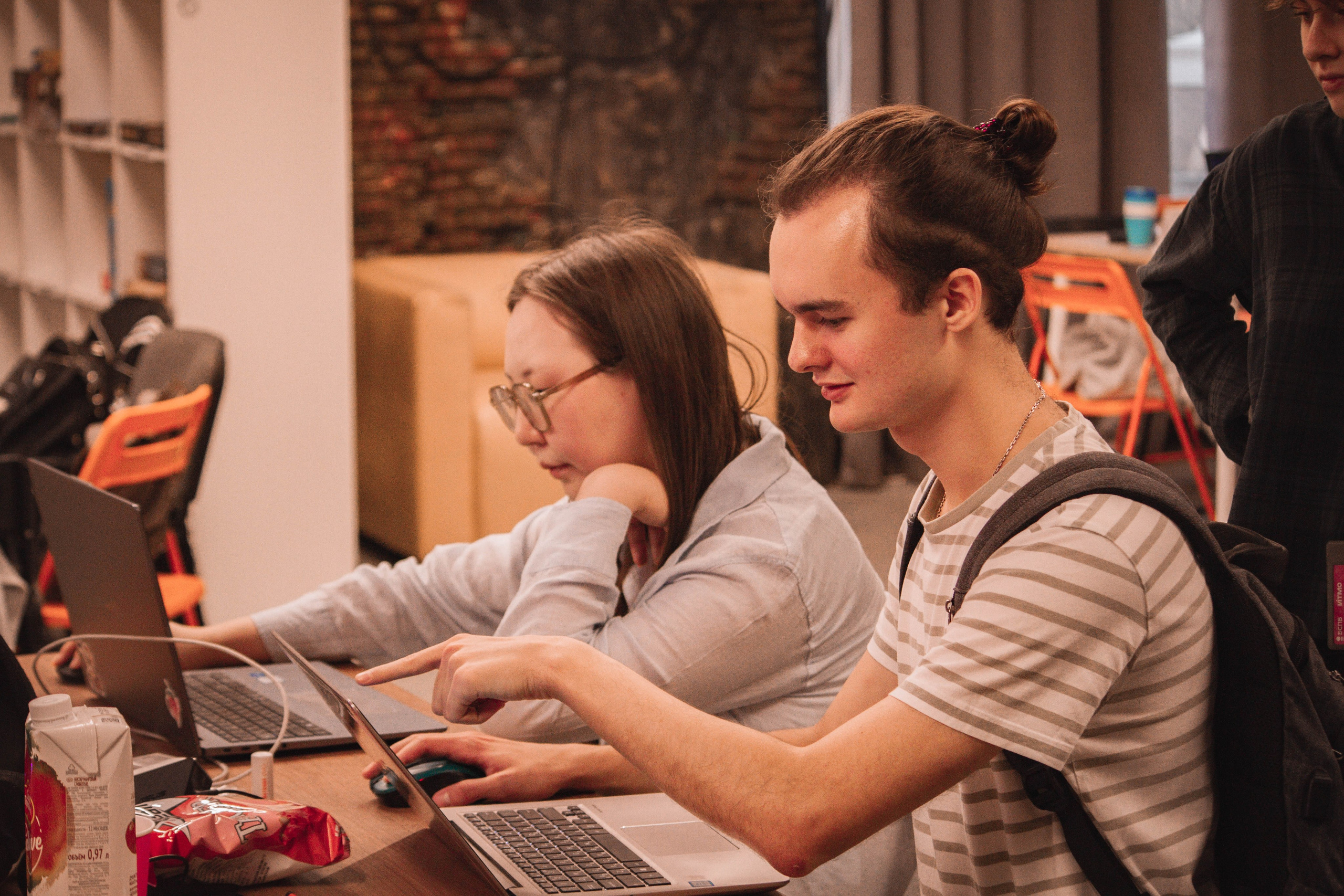 ЖЕНСКИЙ ГЕЙМДЖЕМ — Творческий сбор разработчиц. Создадим шедевр? Виталина и её фотоискусство