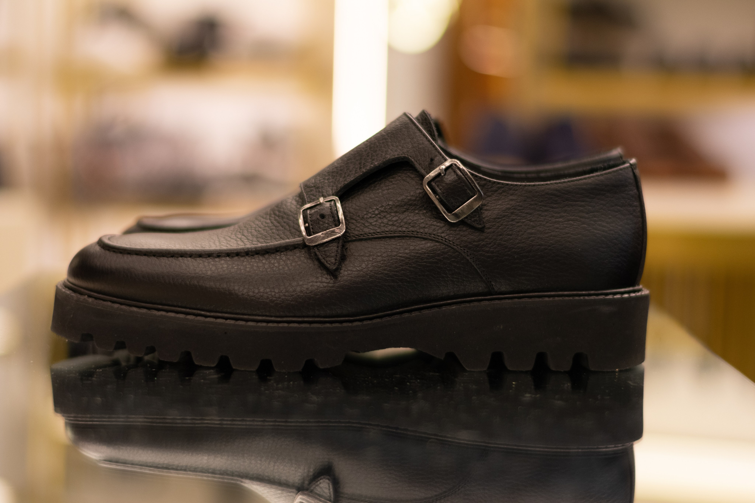 Для организаций. Предметная фотосессия для обувного магазина Capsula. Фотограф/видеограф Богдан Голованов