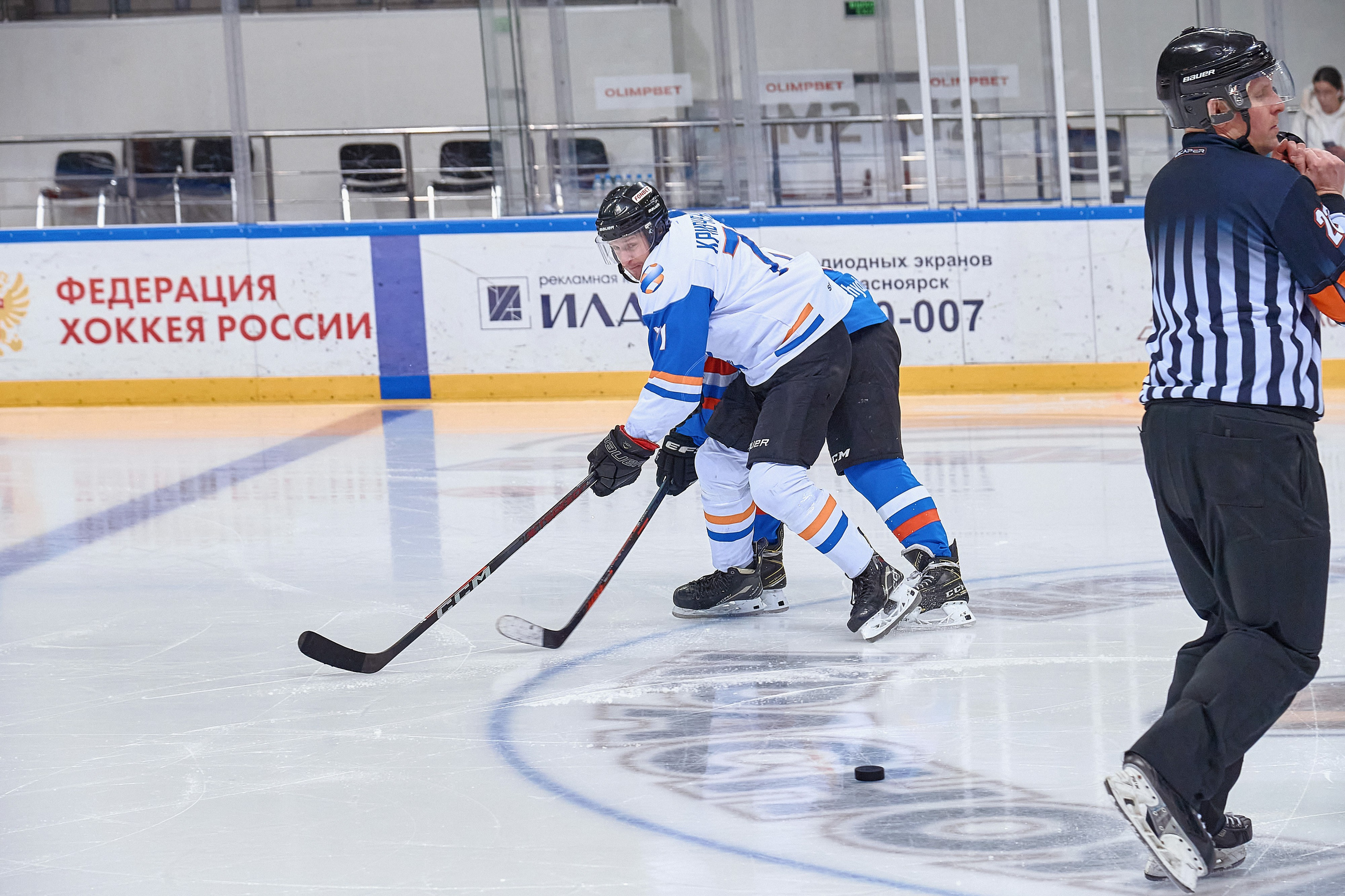Платинум Арена — Хоккей — РусГидро. Фотограф Яковлев Роман — Красноярск