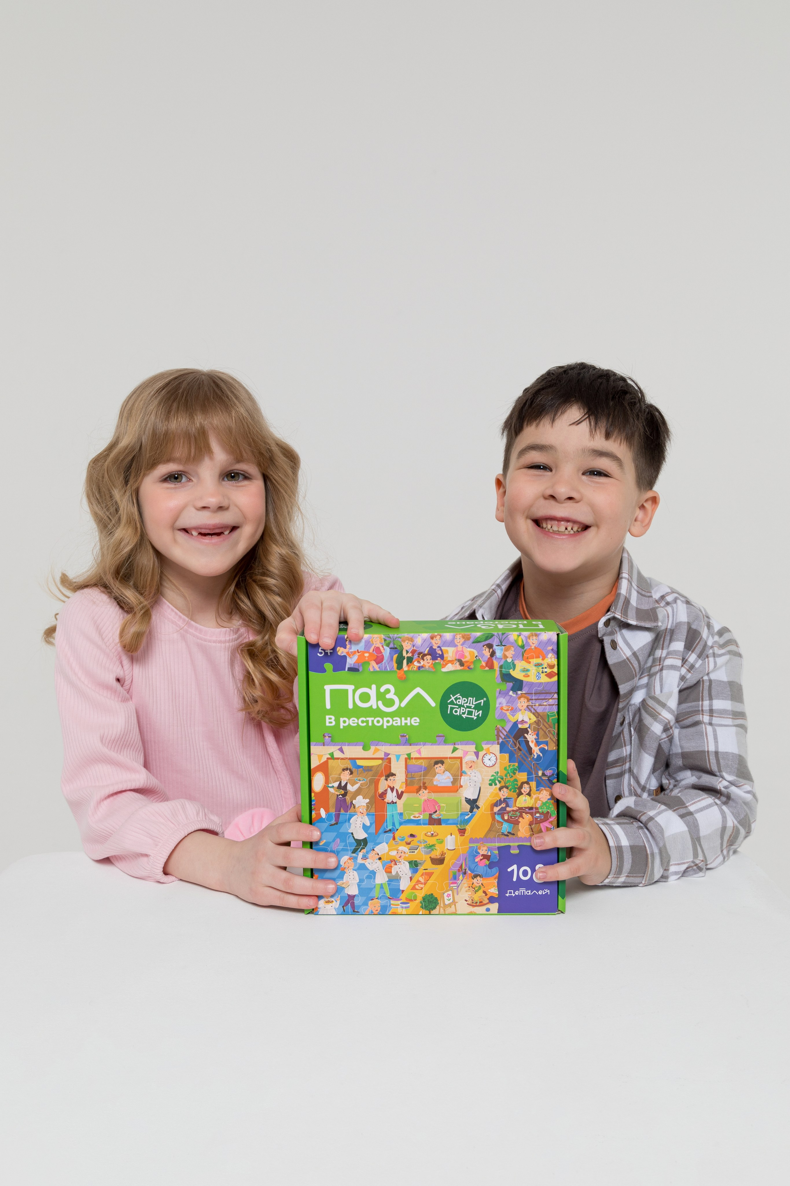 Имиджевая и каталожная съёмка для бренда детских пазлов. Детский и контент фотограф Надя Волкова Санкт-Петербург