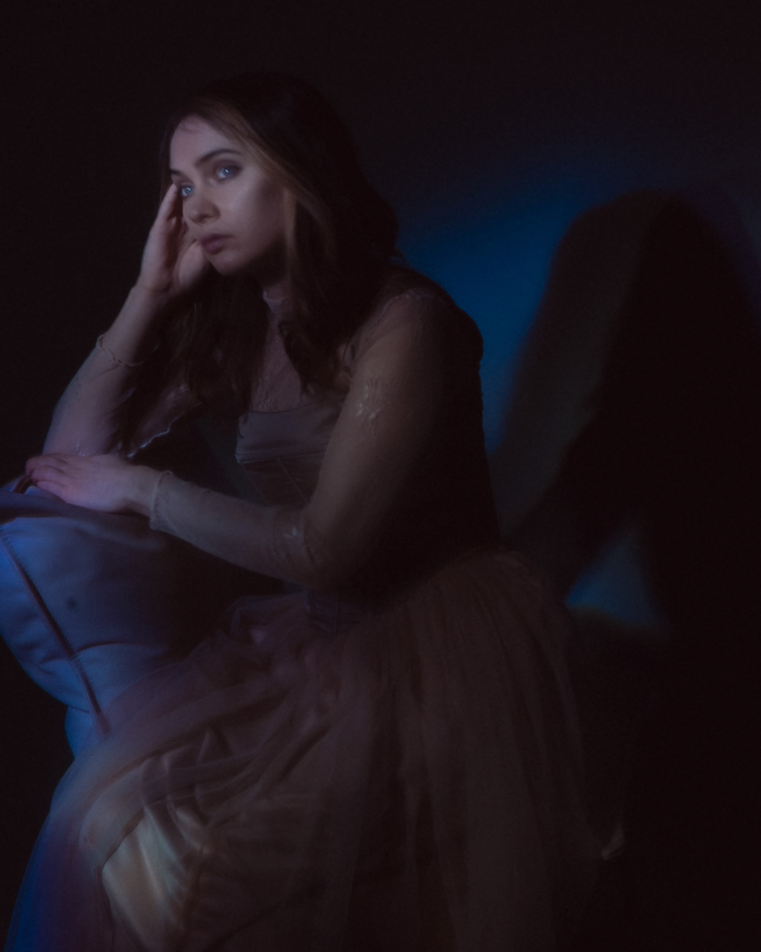 Творческая фотосессия в Санкт-Петербурге в студии для Наташи. Светлана Гопанюк. Портретный фотограф. Санкт-Петербург. СПб