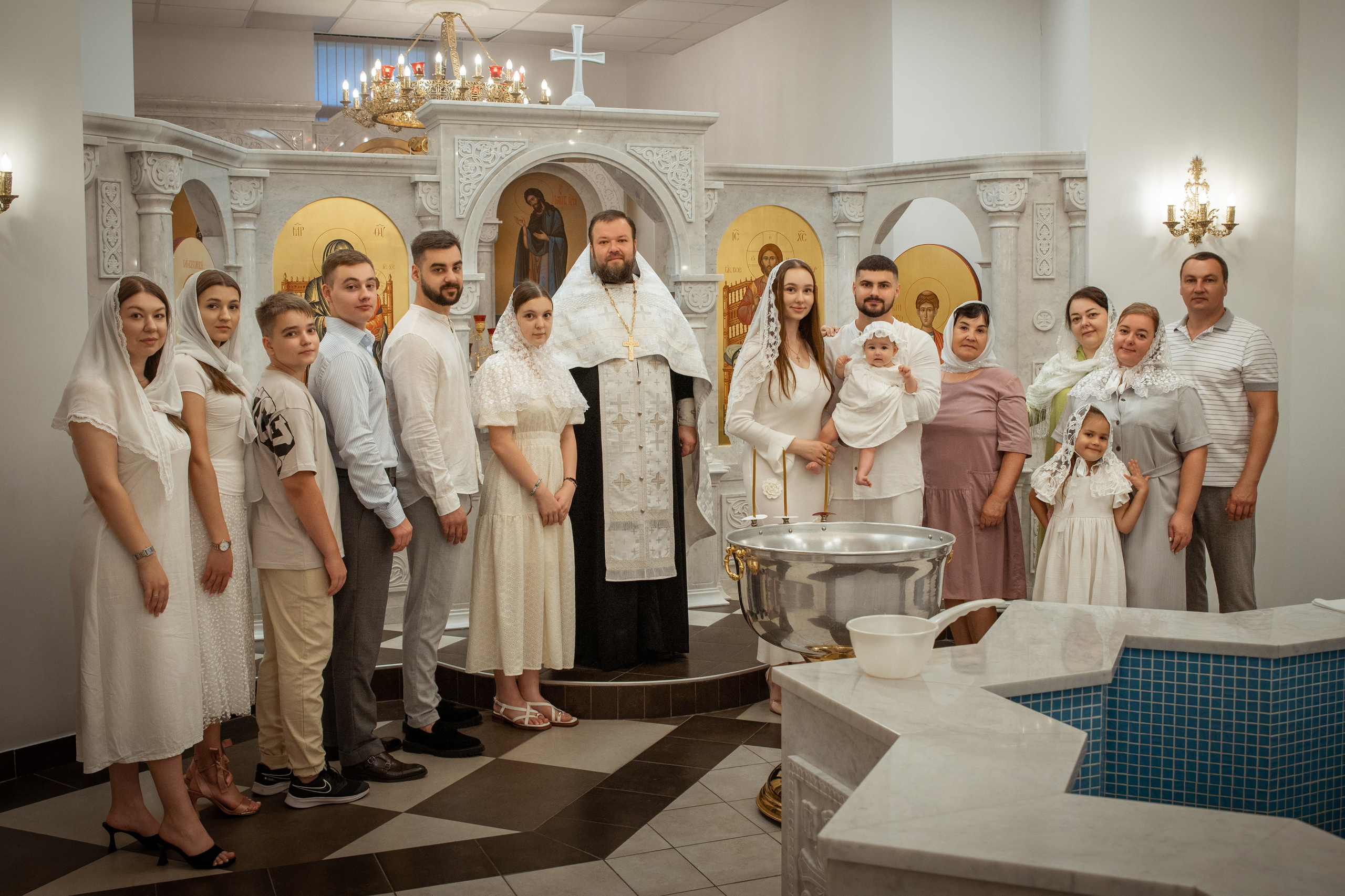 Таинство Крещения Александры, Александра-Невский Собор г. Волгоград. Церковный, семейный и репортажный фотограф Волгоград, Волжский