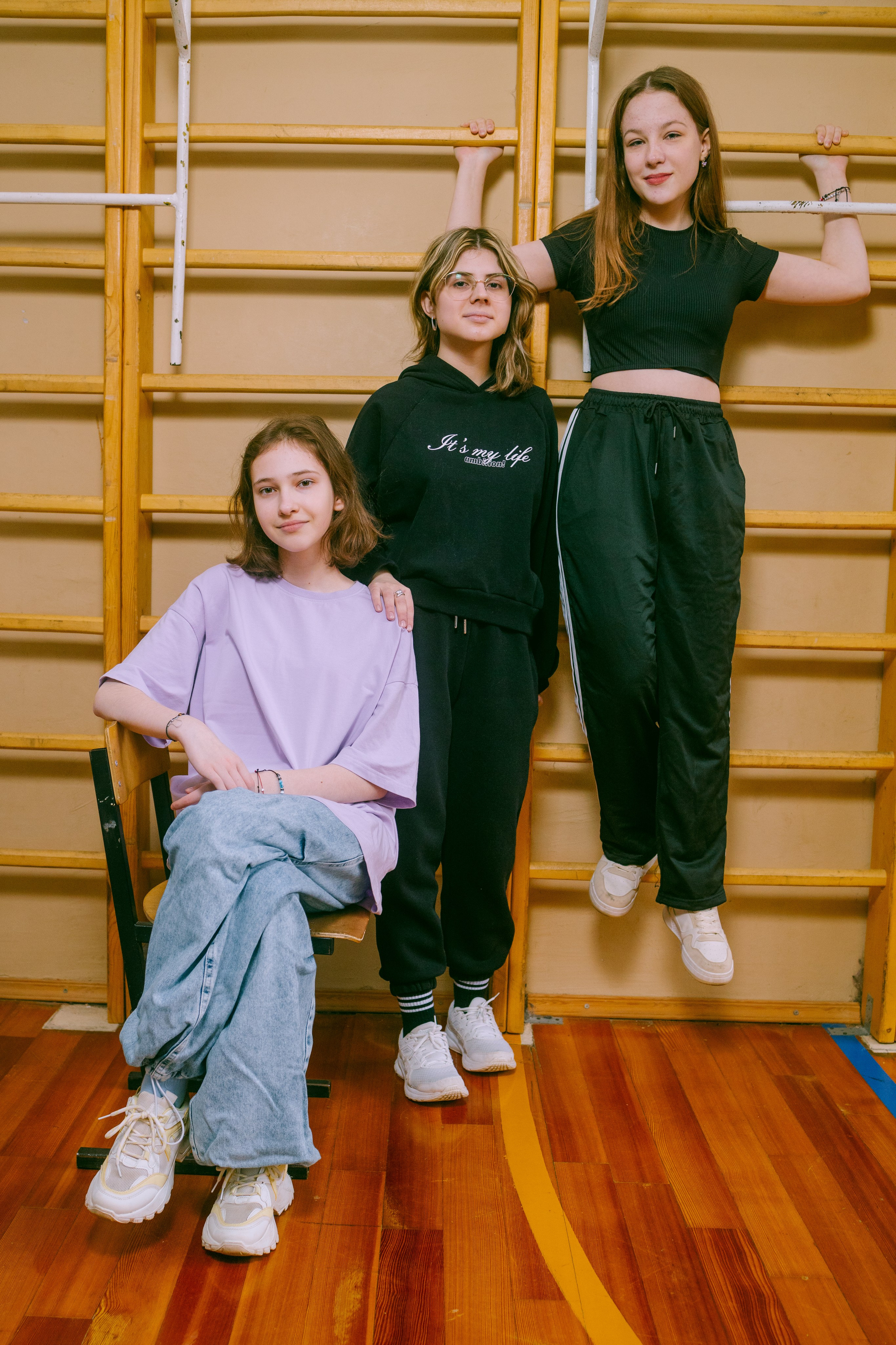 Групповая фотосессия 9 класса для альбома. Выпускные альбомы в Серпухове