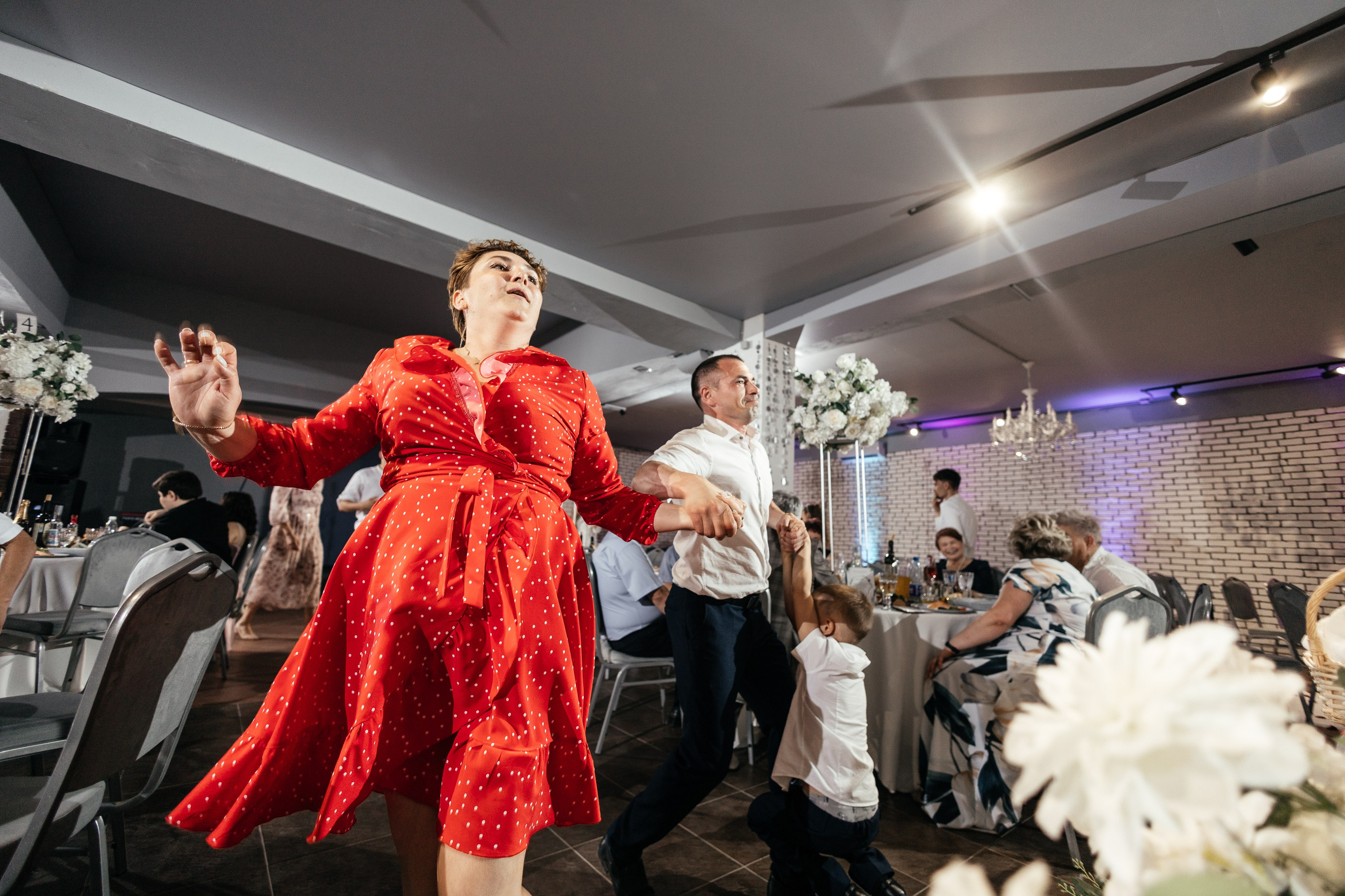 Свадебный фотограф Уфа — Руслан ГабдлисламовЖивые эмоции, красивые кадры, воспоминания на всю жизнь.Работаю по всей Республике Башкортоста. Свадебный фотограф Уфа Руслан Габдлисламов