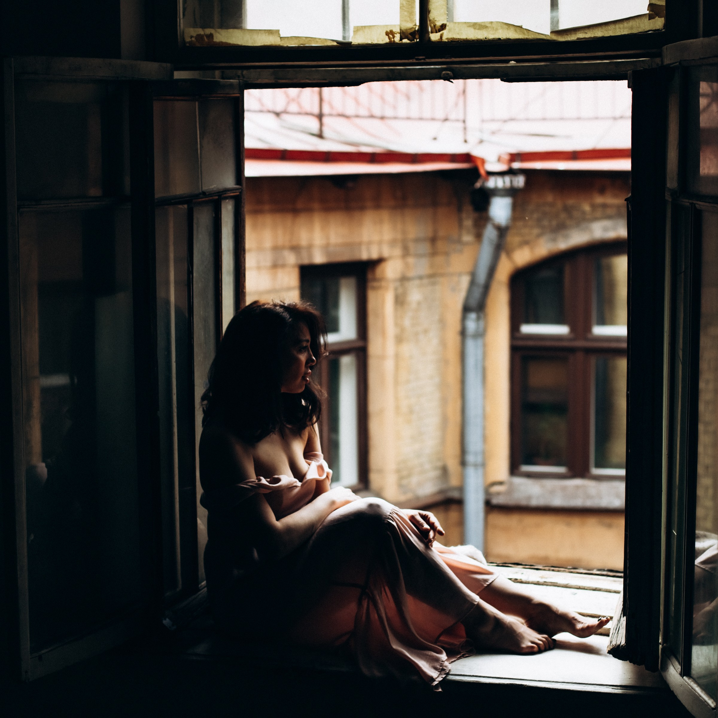 Анастасия в июне. Фотопрогулка в Петербурге. Индивидуальный и семейный фотограф в Санкт-Петербурге