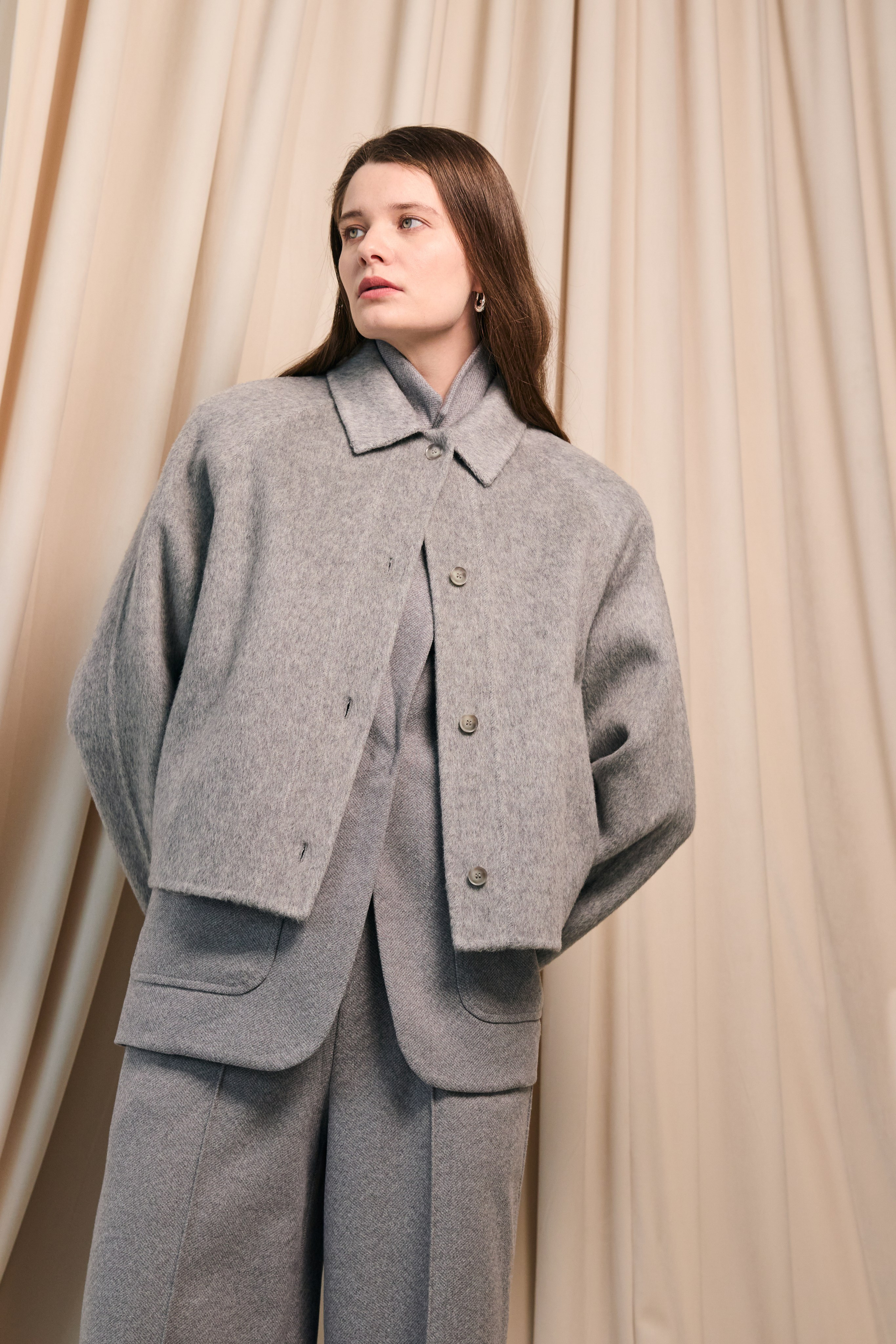 Верхняя одежда. Лукбук — весна. Визажист для брендов, Фэшн продюсер Олеся Глушкова