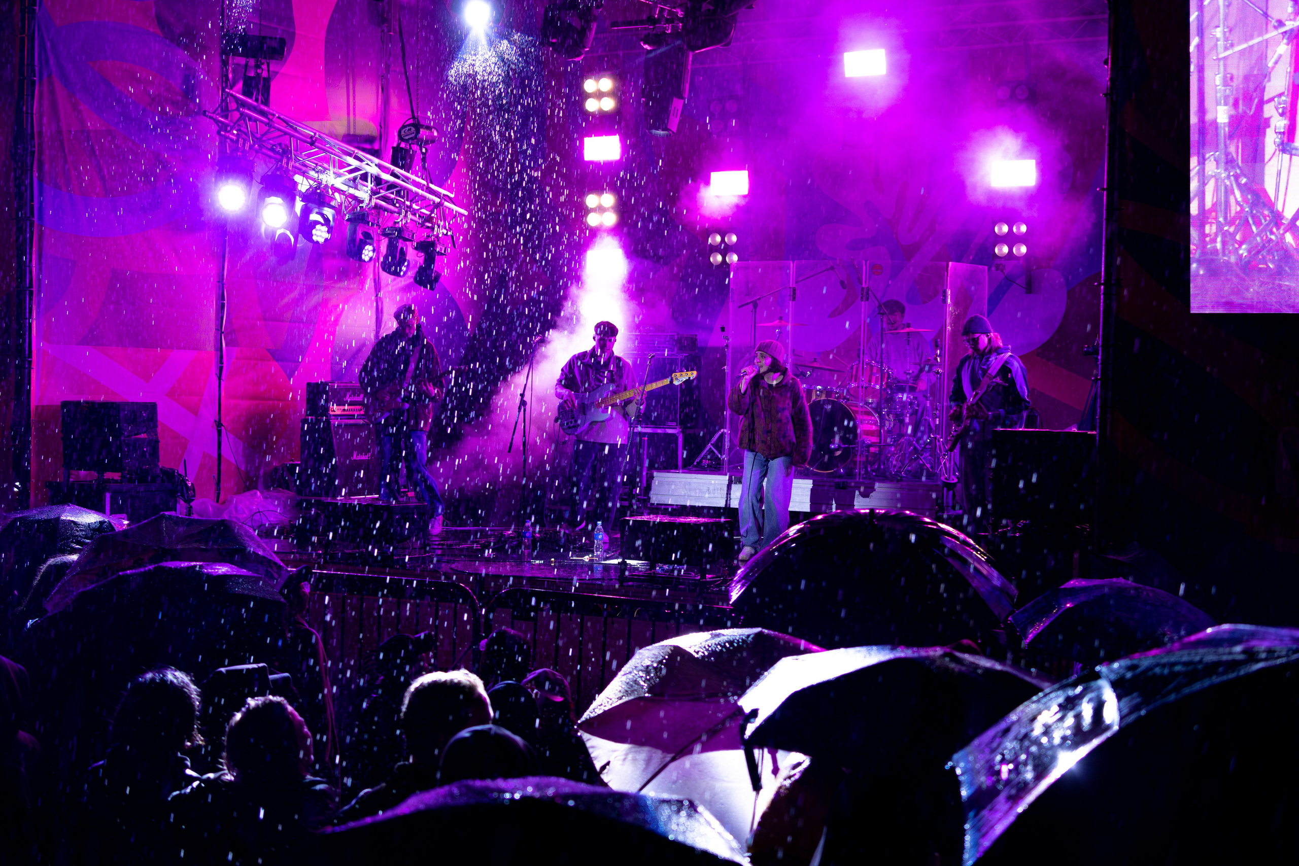 Hehehe + palc на фестивале Майские 2025 г. Олег Катакинов| Репортажный фотограф в городе у моря (Владивосток)