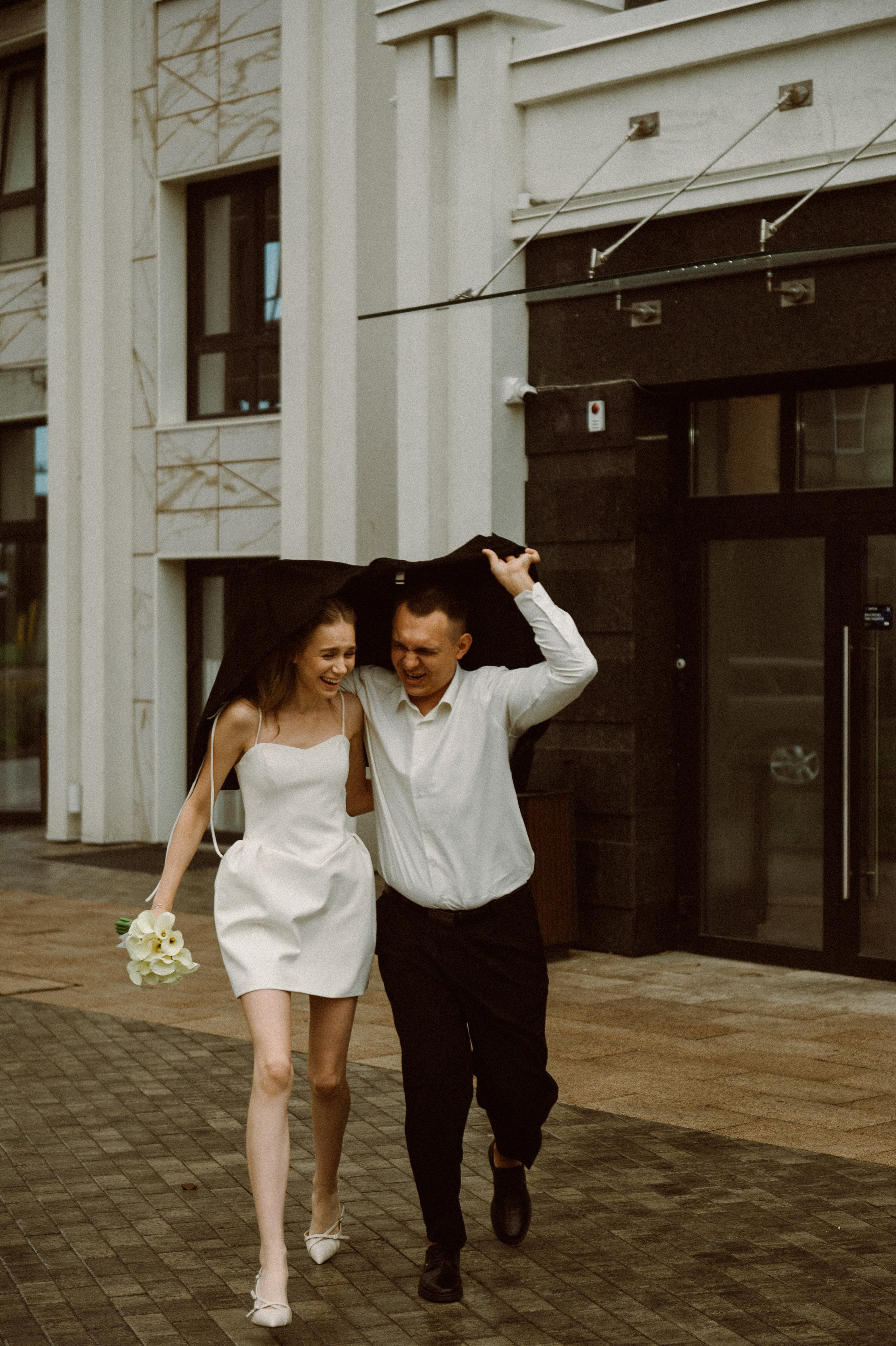 Свадебные фотографии. Фотограф в Барнауле Дарья Бутурлакина. Люби.Цени.Касайся