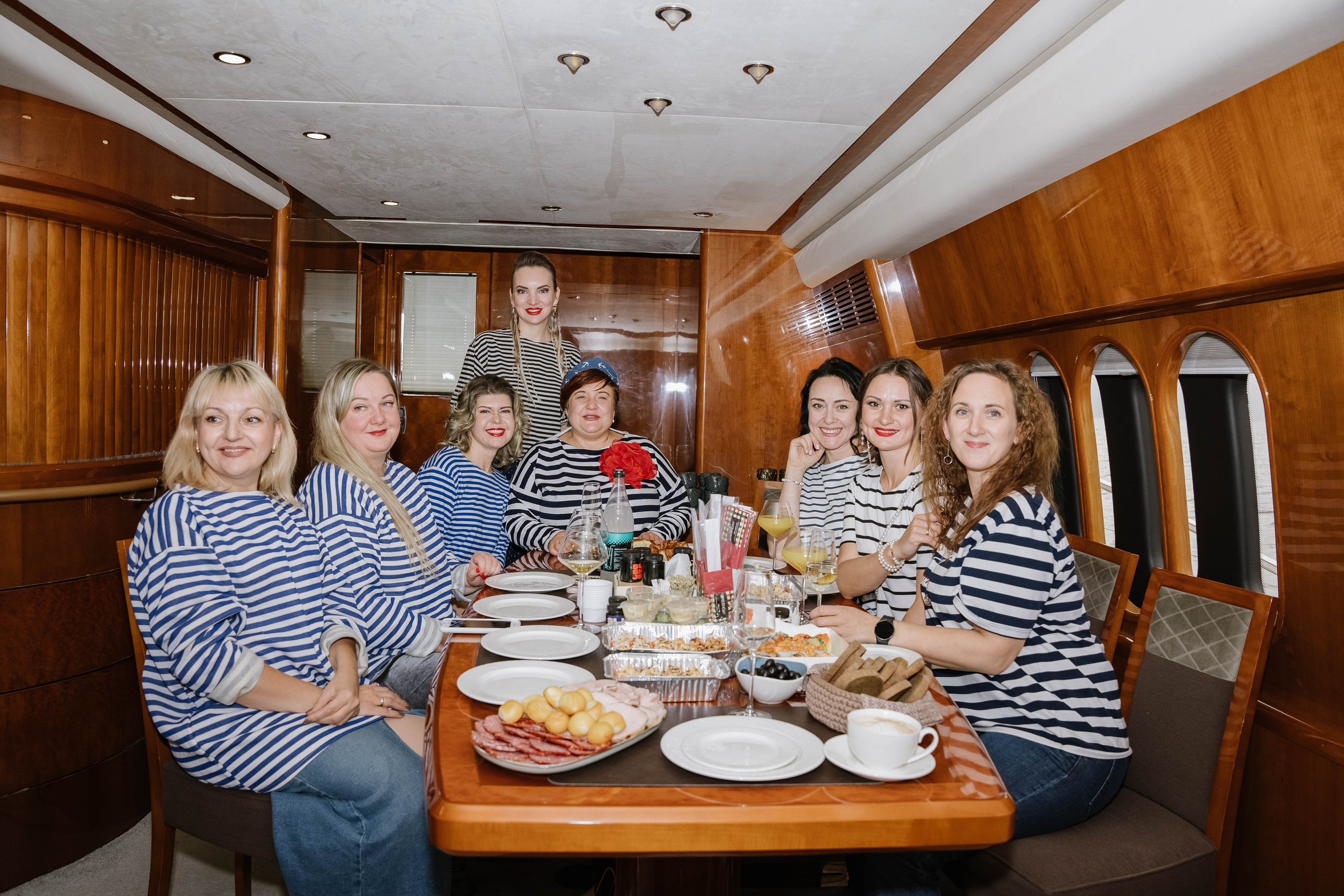 Прогулка по Неве