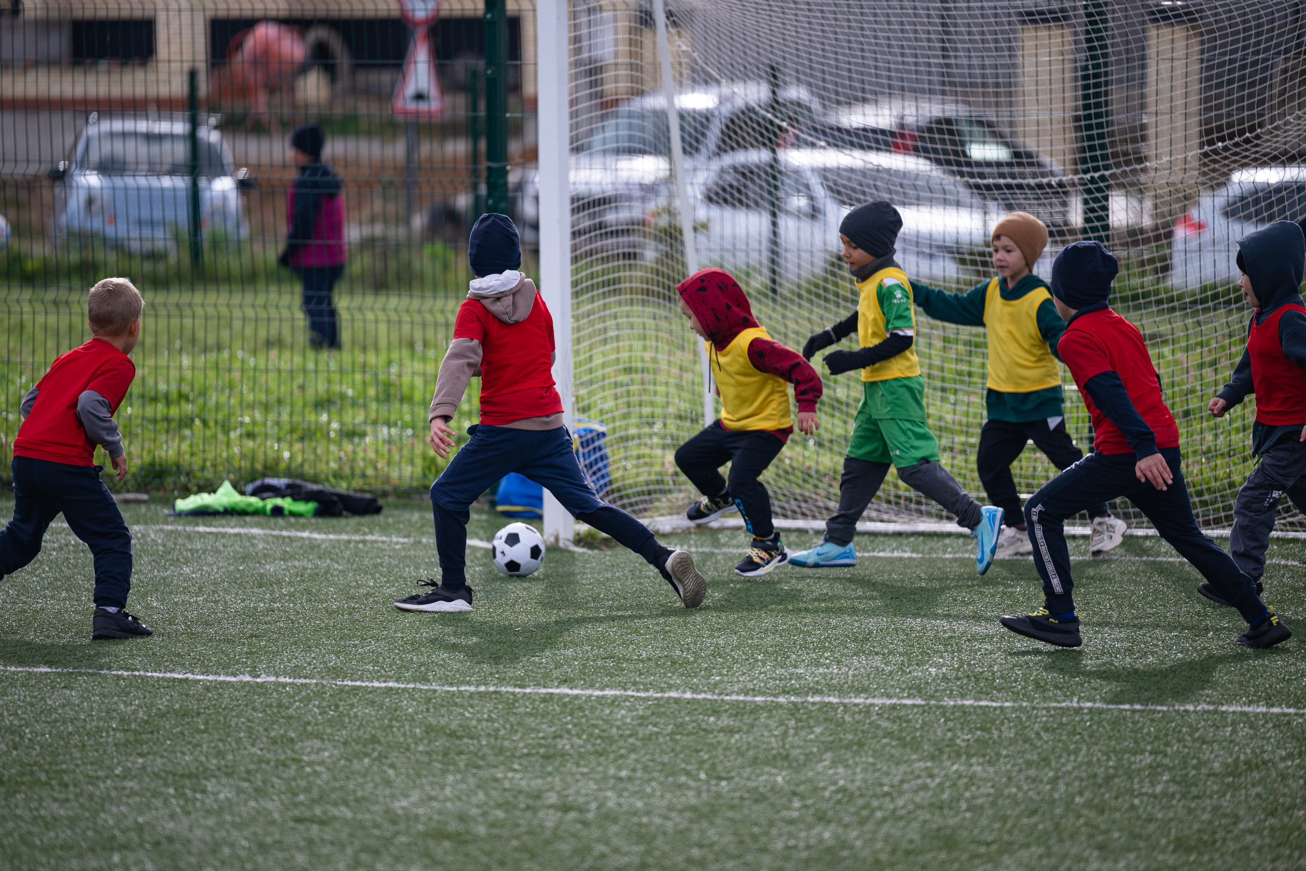 Детский футбол. Республика Татарстан, Высокогорский район, с. Высокая Гора. Свадебный фотограф в Казани, и Зеленодольске Радик Мухаметов
