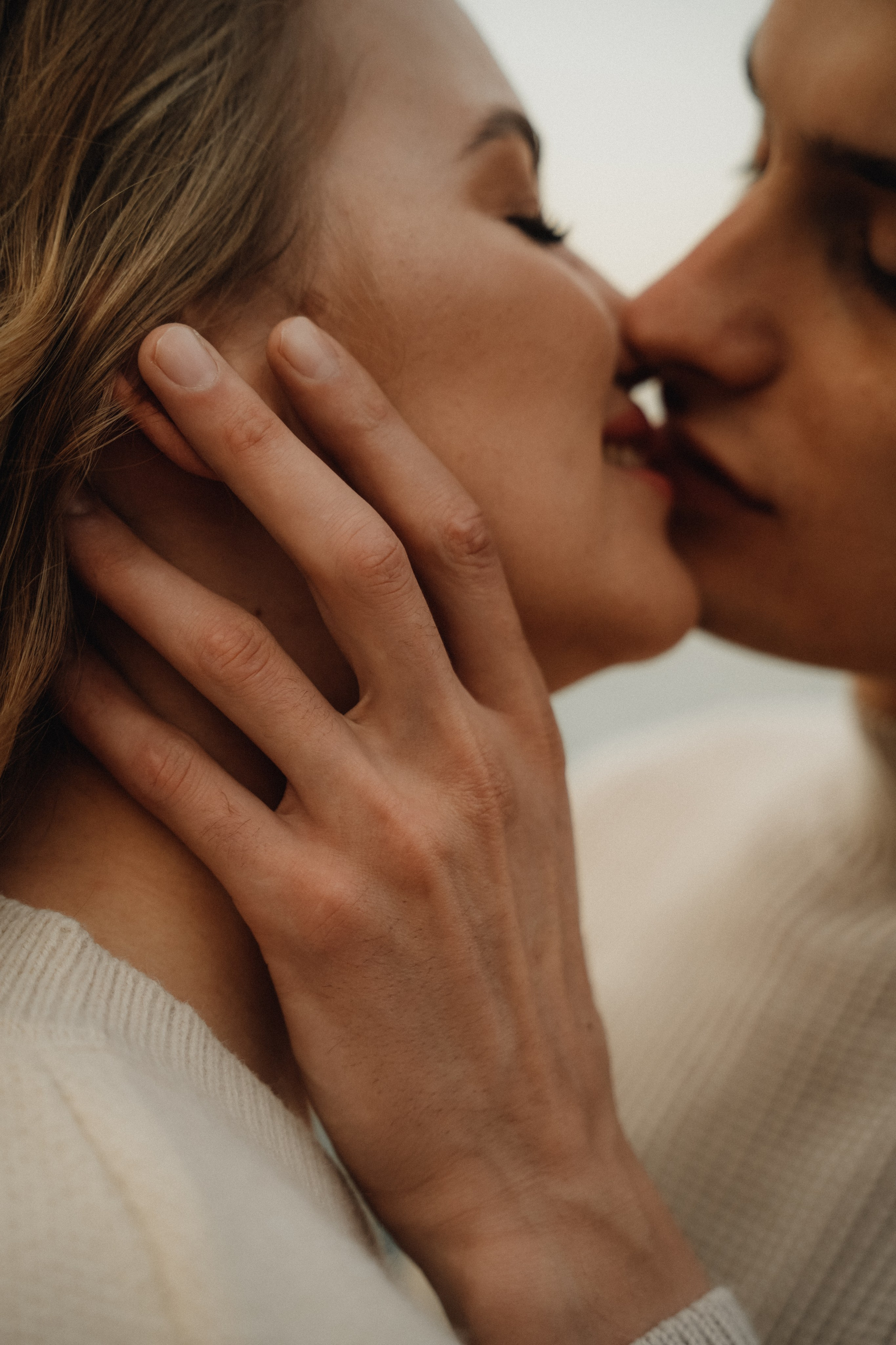 Love. VISUAL ARTIST · KRONGAUZ ANASTASIA