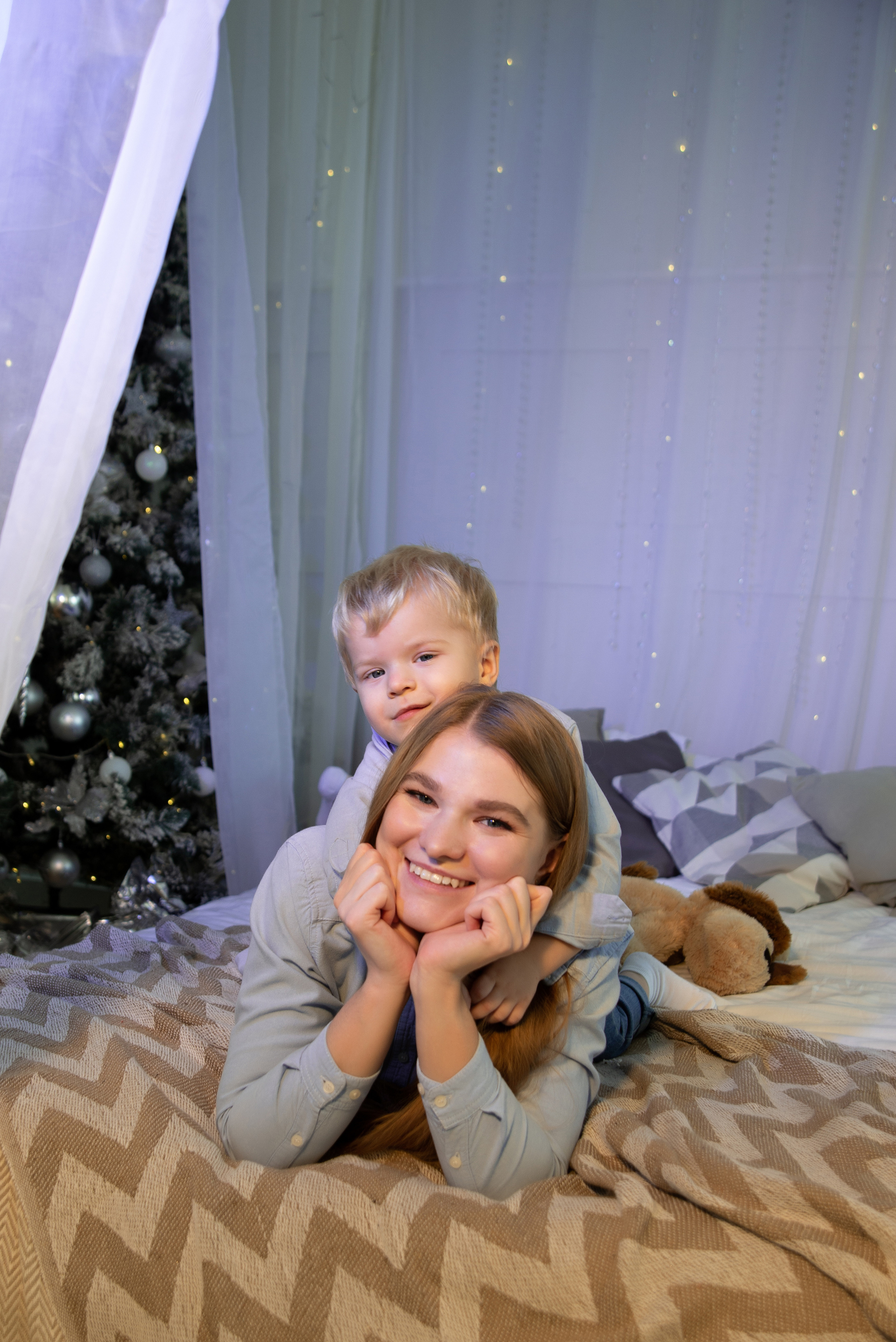 Новогодний. Фотограф Татьяна Ульянова. Съёмка выписки из роддома, Таинства Крещения
