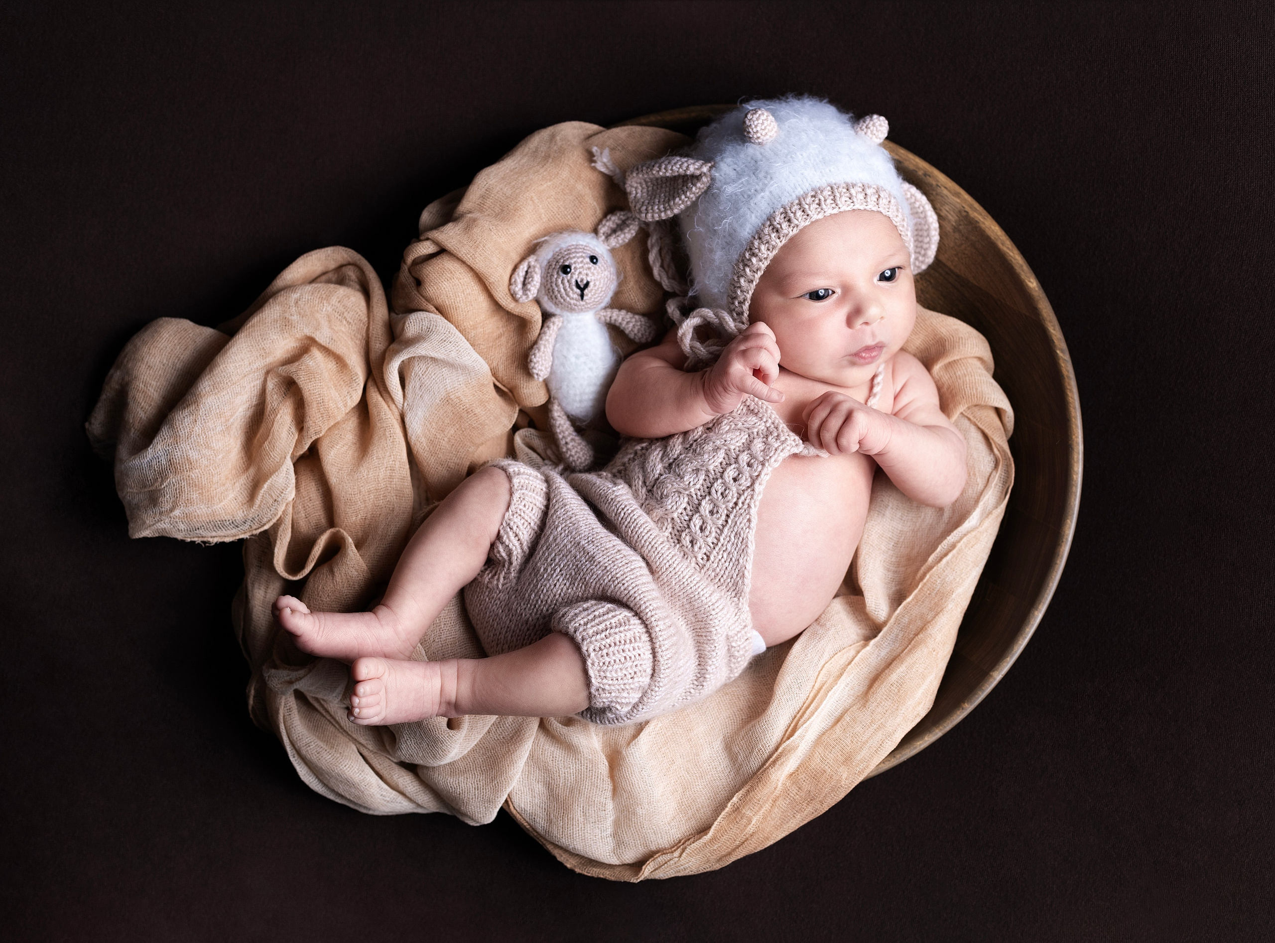 Фотосессия новорожденных в Ижевске. Фотограф новорожденных в Ижевске Анастасия Преснякова