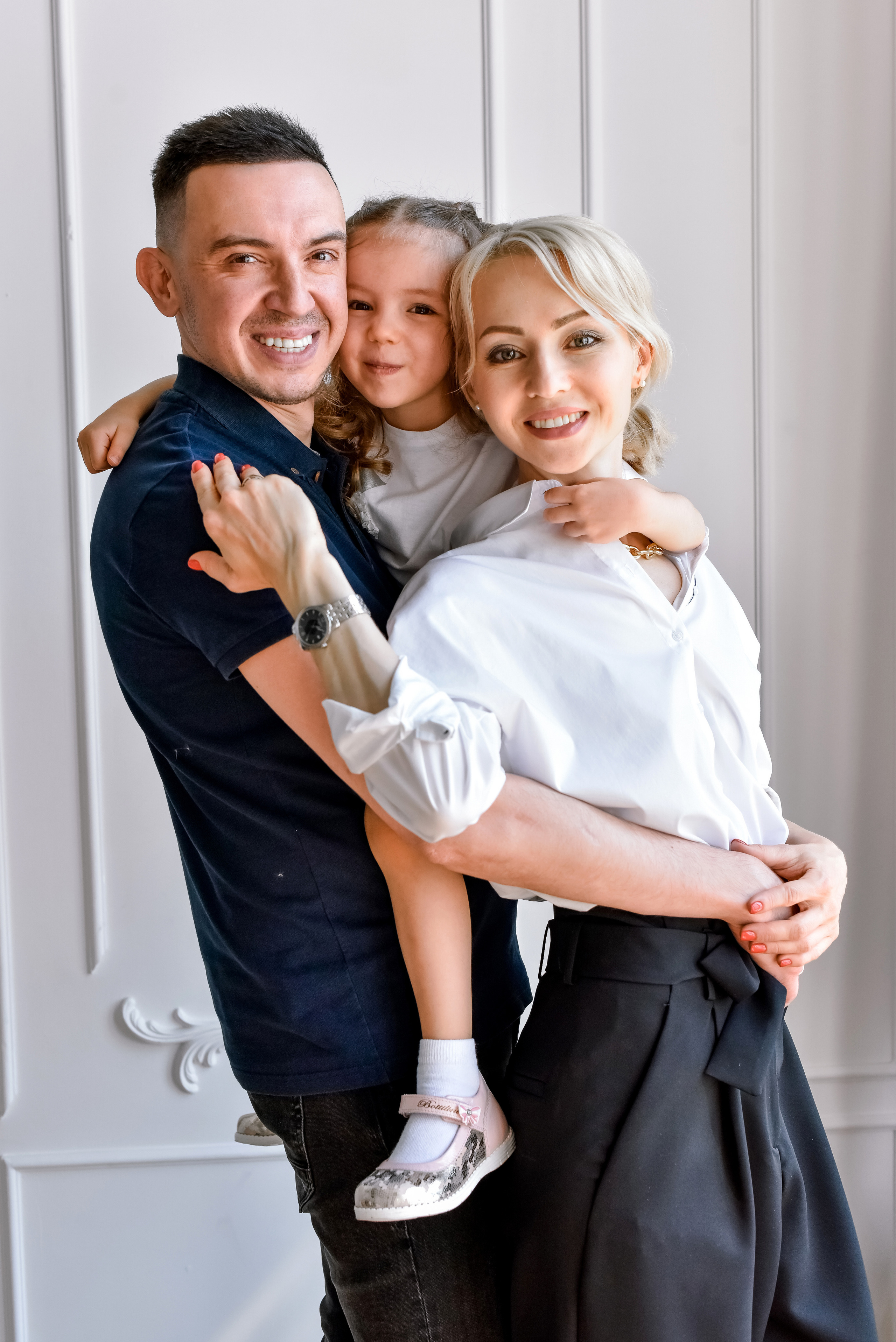 Семья Лаши и Яны