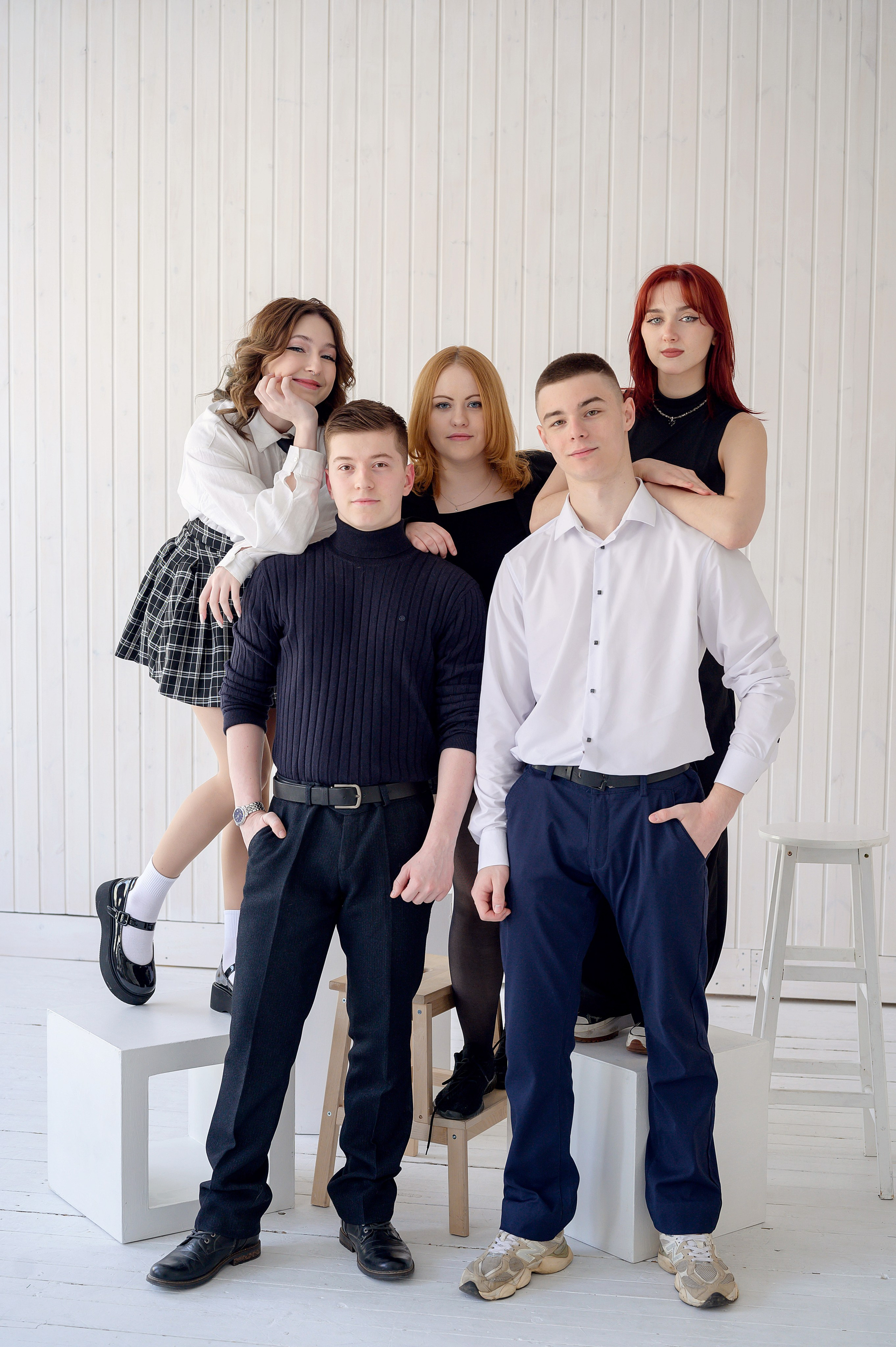 11 класс. студия. Фотограф новорожденных, семейный детский в Тюмени Татьяна Морозова