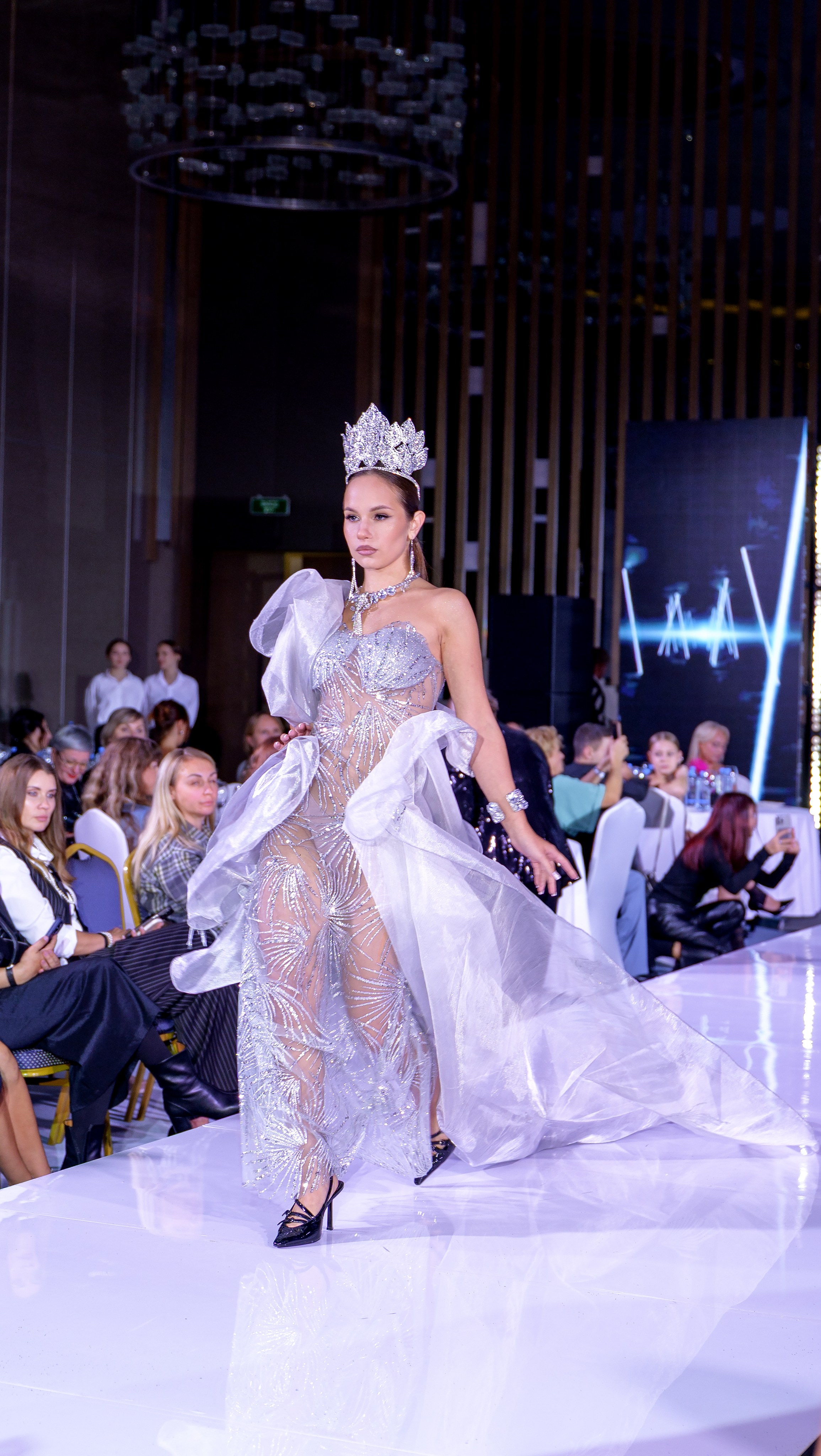 BITVA BRENDOV -модный показ. Сайт фотограф в Керчи Кислый Юрий