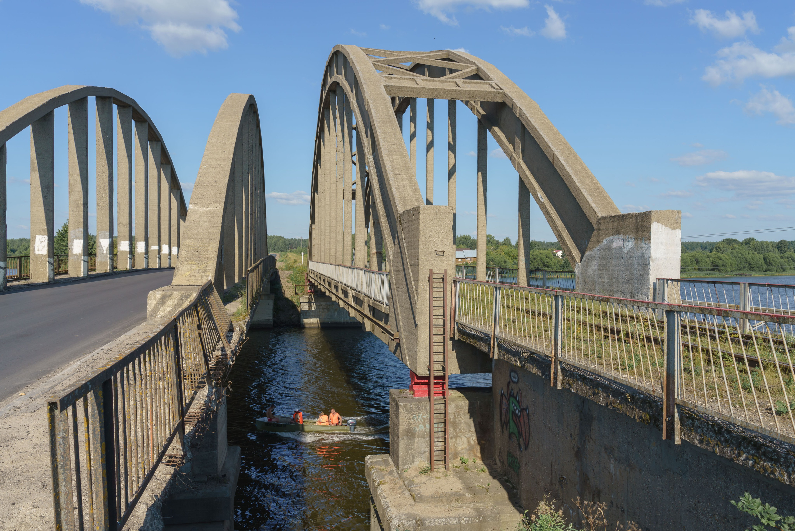 Жизнь внутри Золотого кольца. Pavel Basin